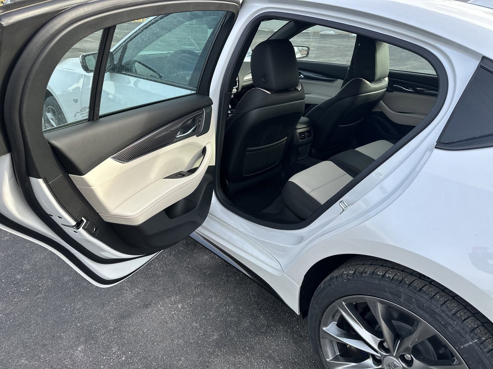 2025 Cadillac CT5 Sport