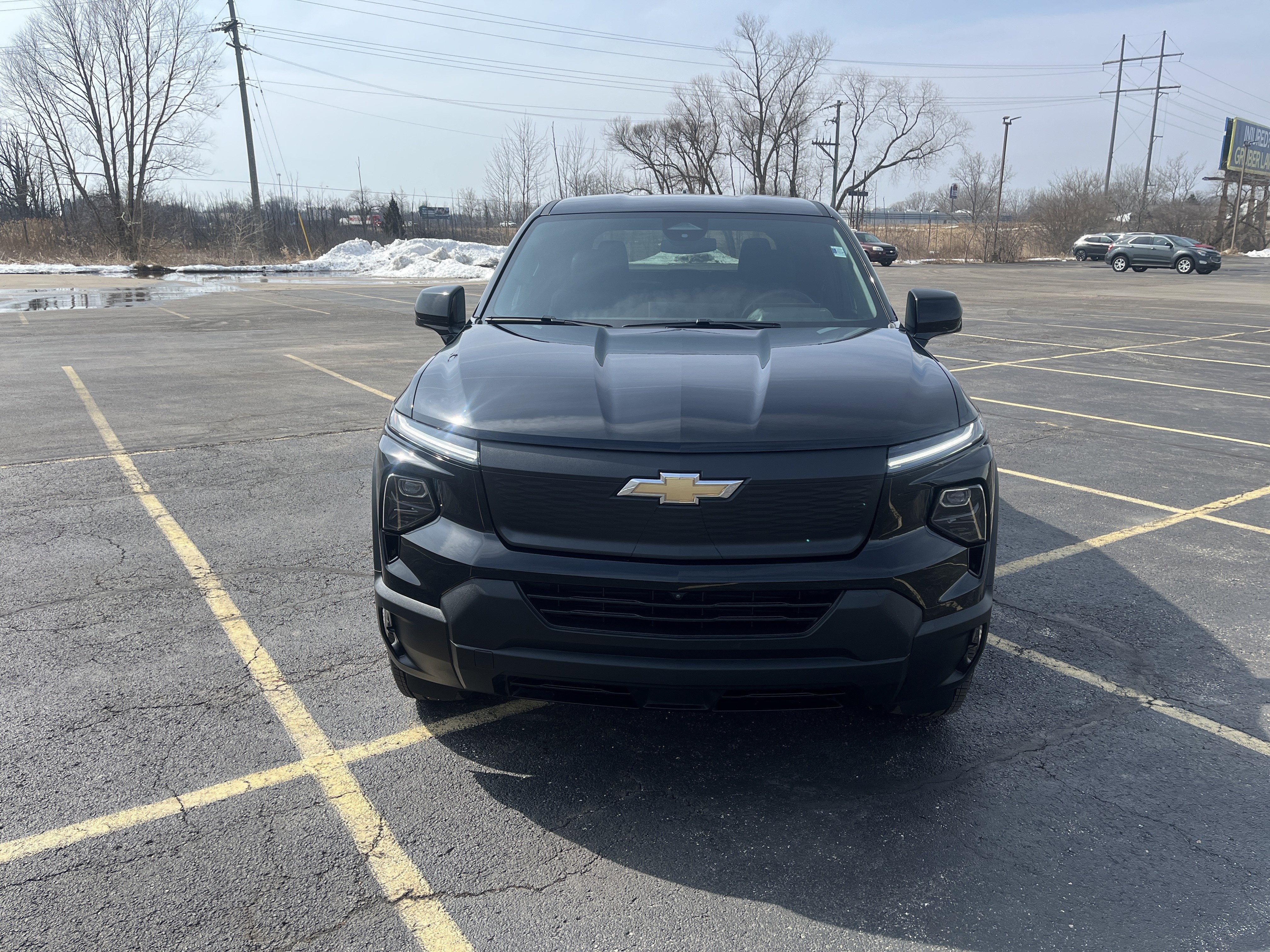 Used 2024 Chevrolet Silverado EV Work Truck with VIN 1GC10VEL6RU210239 for sale in Saukville, WI