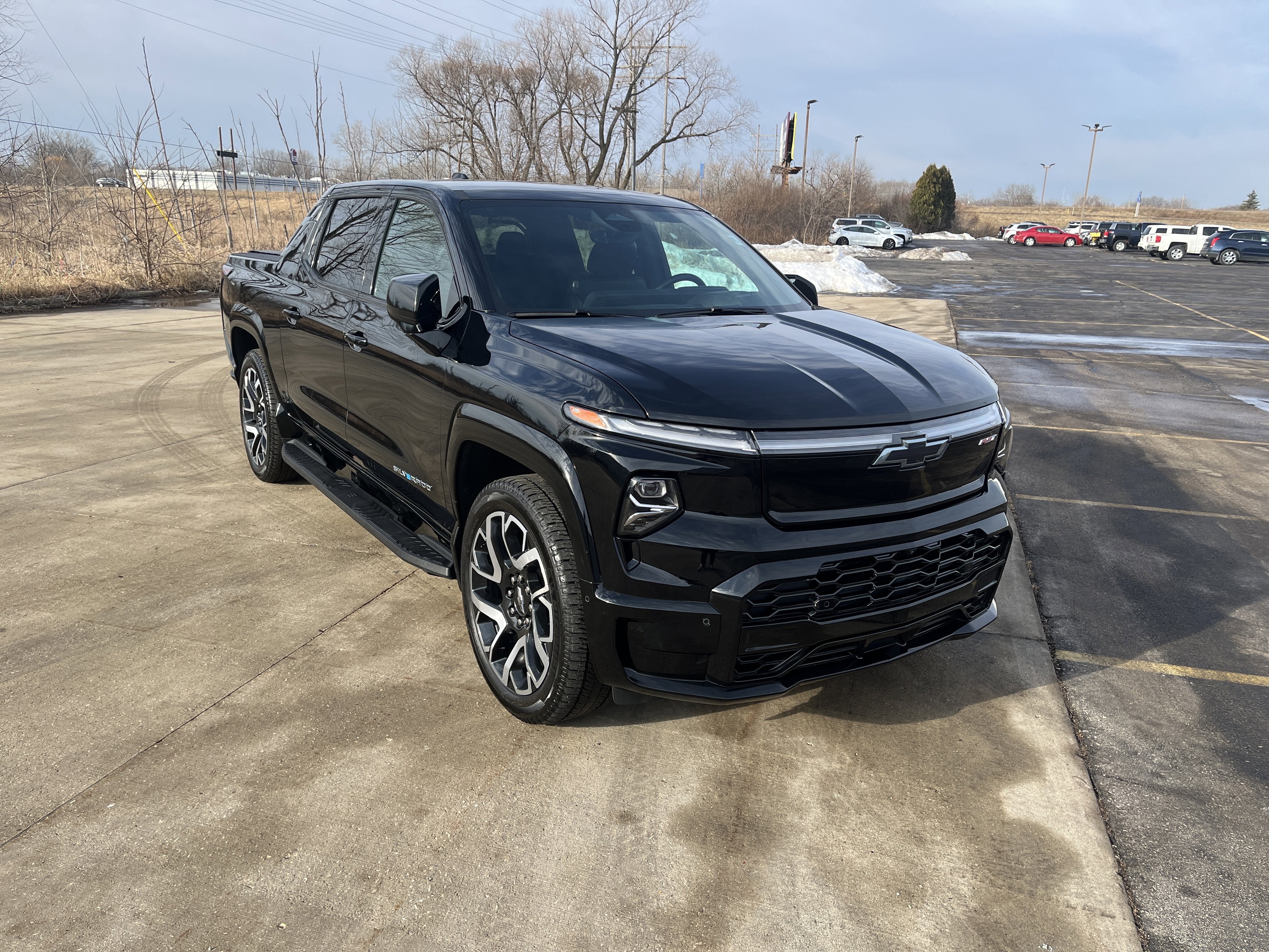 2024 Chevrolet Silverado EV RST