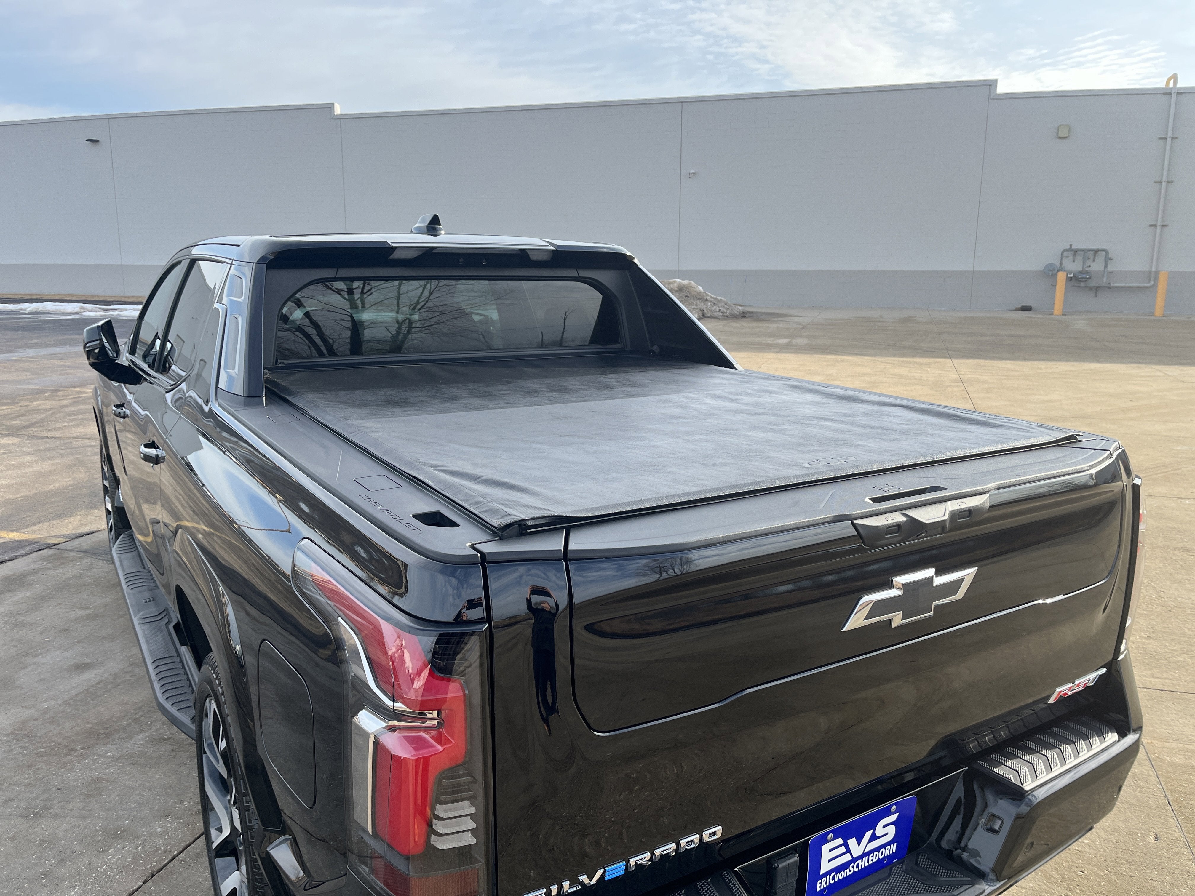 2024 Chevrolet Silverado EV RST