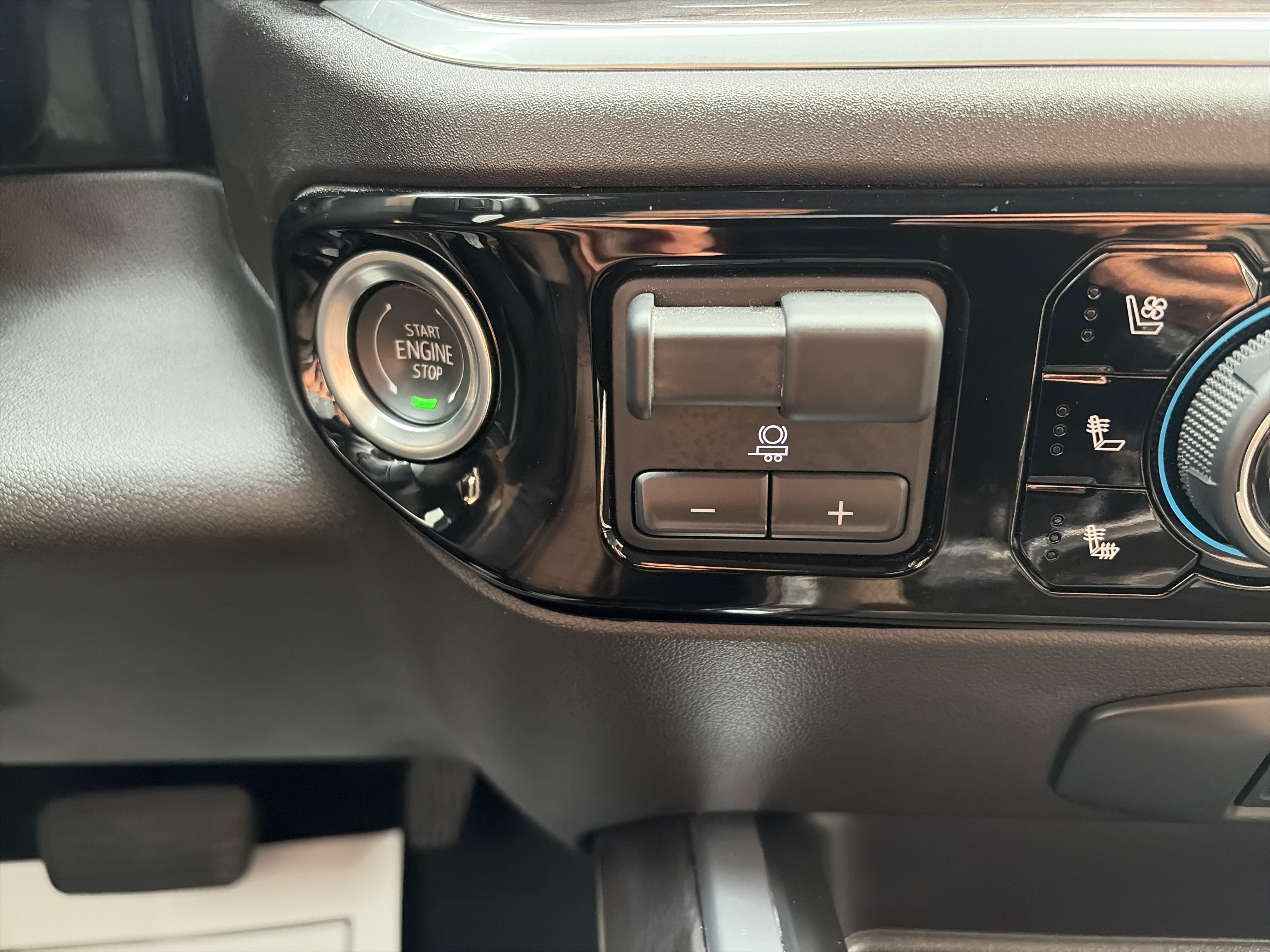 2025 Chevrolet Silverado 3500 HD LTZ