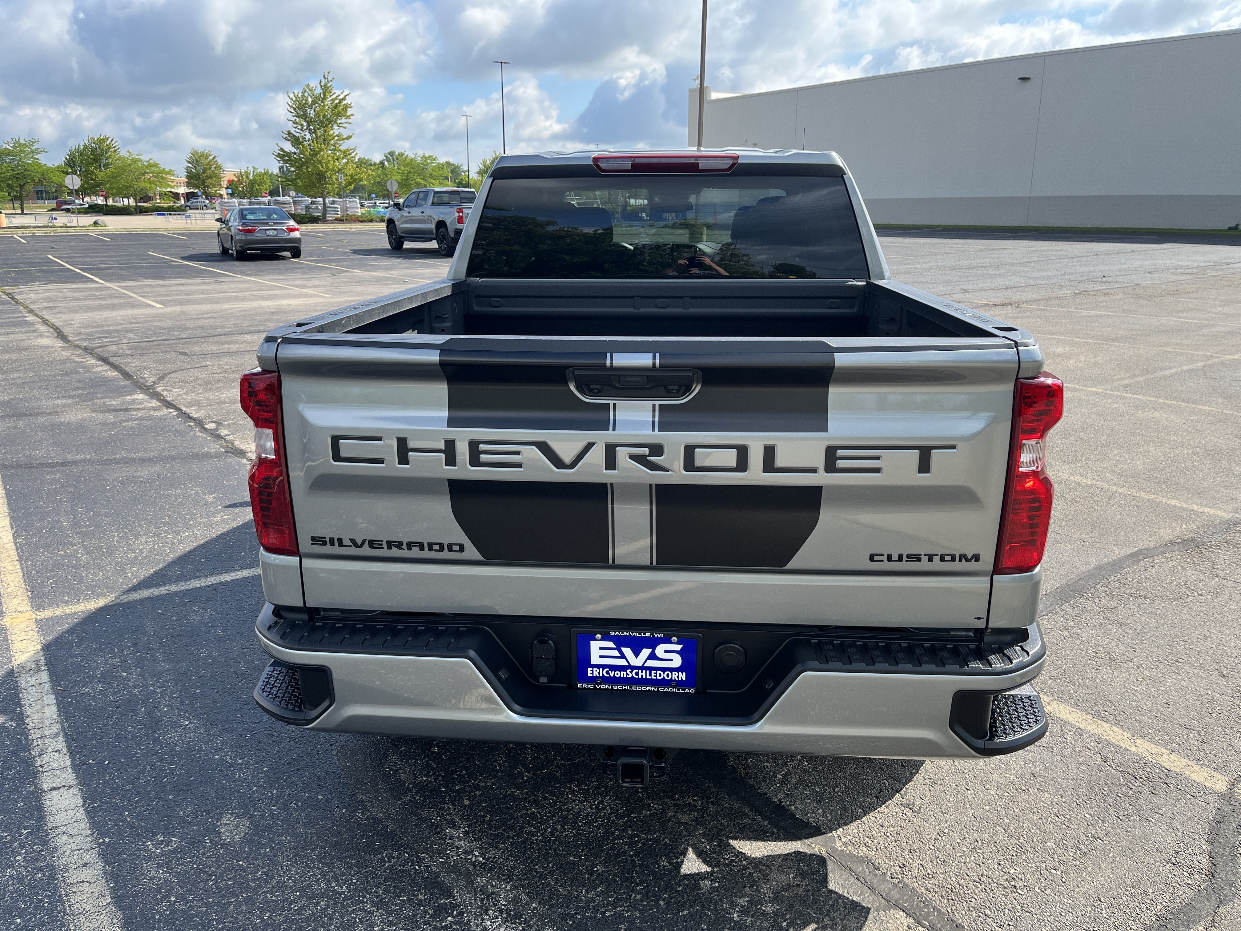 2025 Chevrolet Silverado 1500 Custom