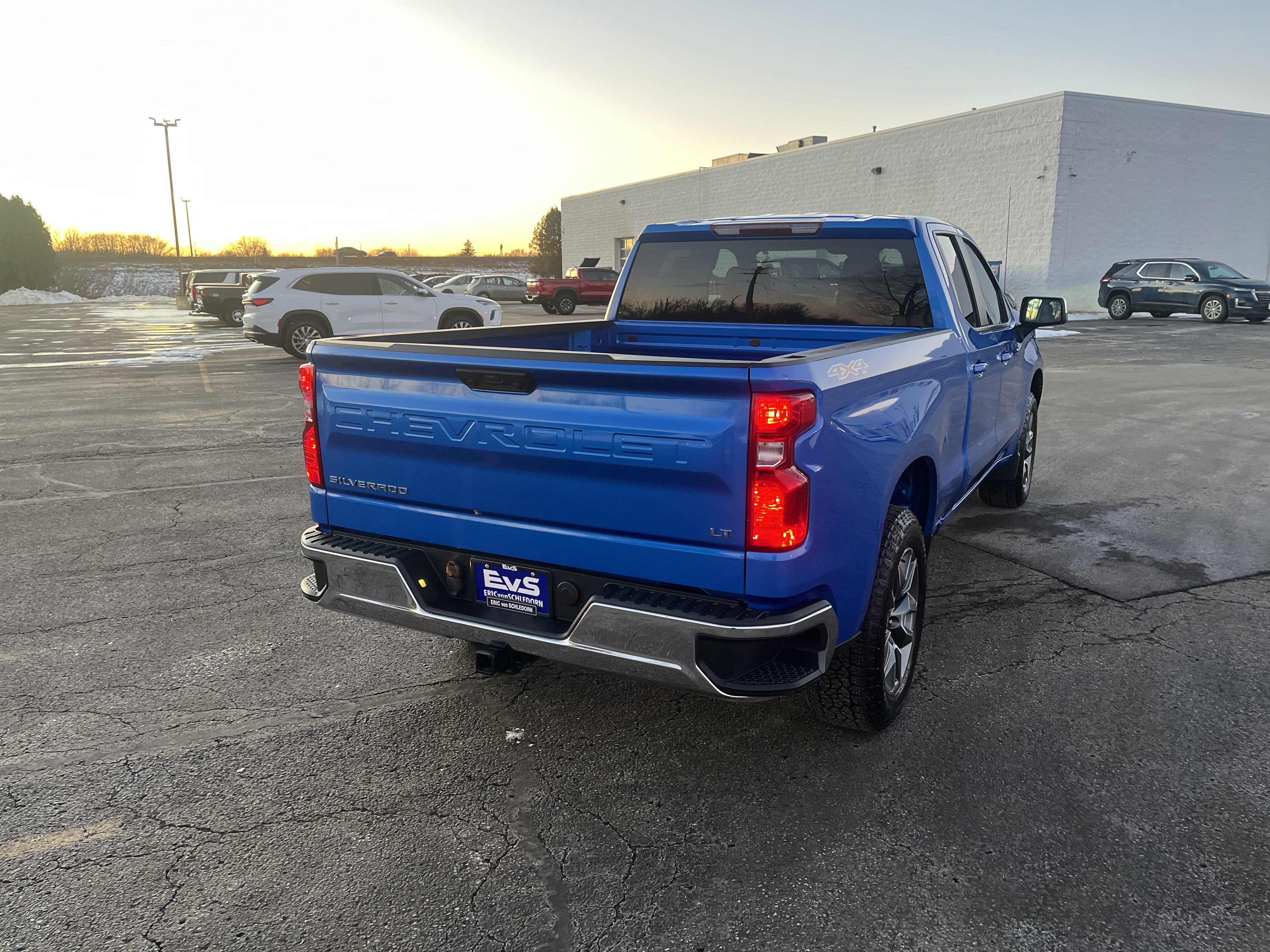 2026 Chevrolet Silverado 1500 LT (2FL)