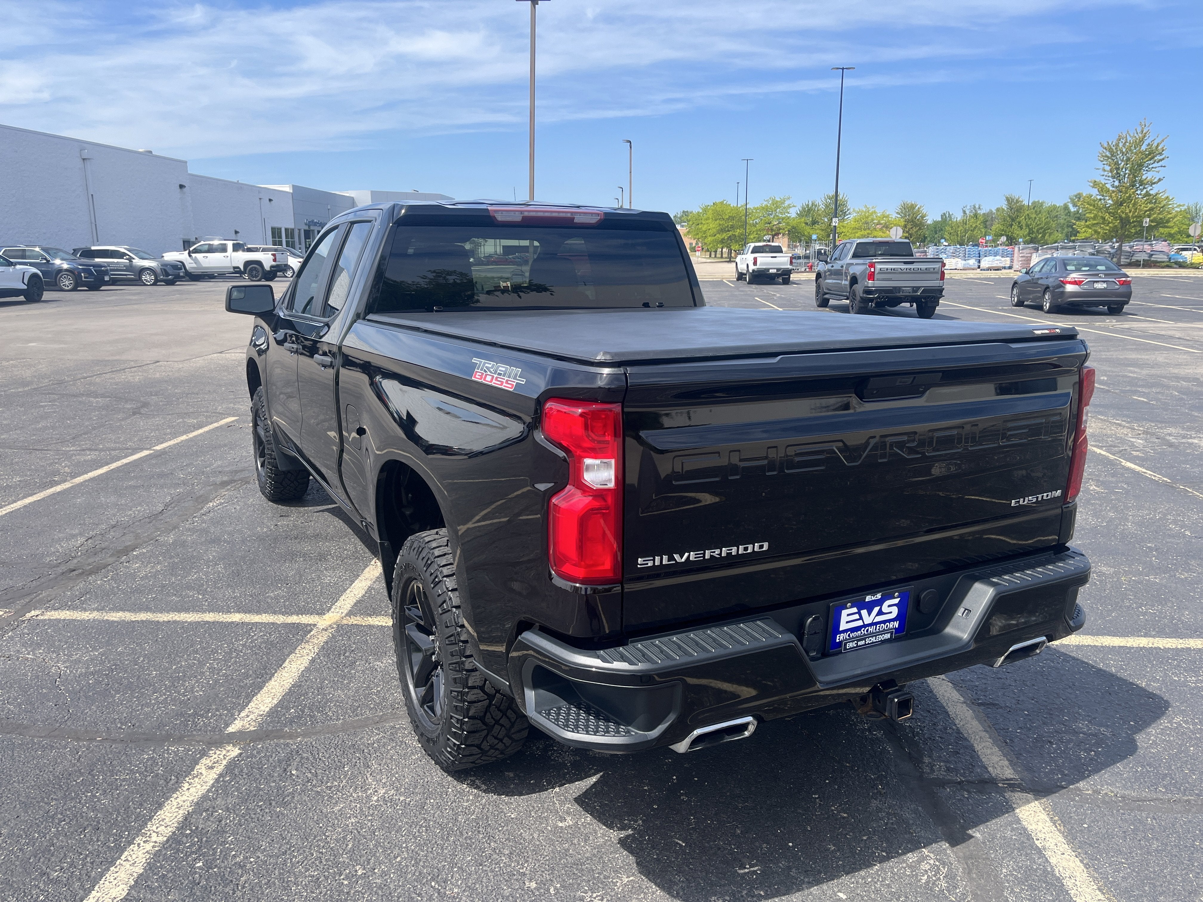 2020 Chevrolet Silverado 1500 Custom Trail Boss