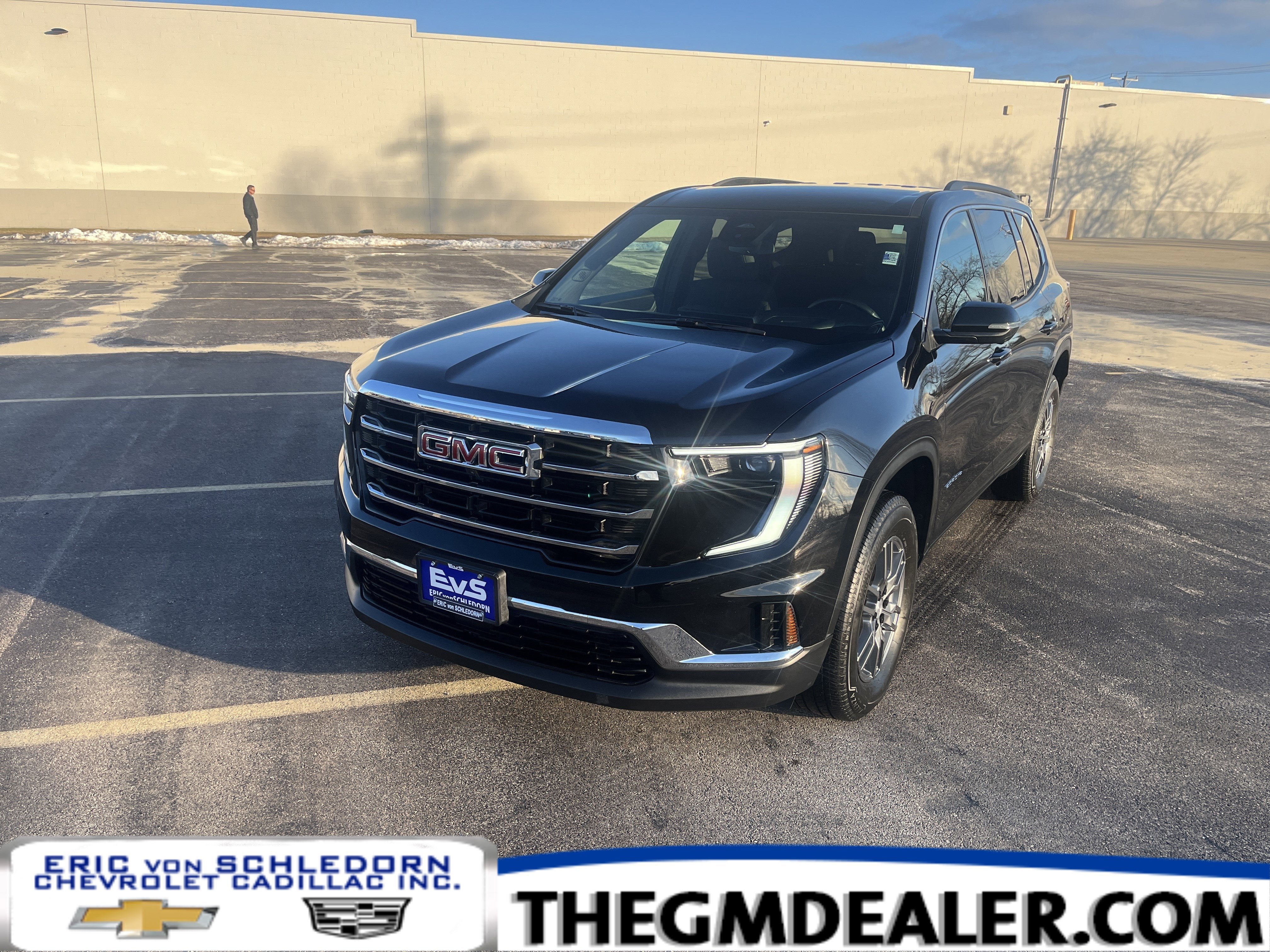 2025 GMC Acadia Elevation