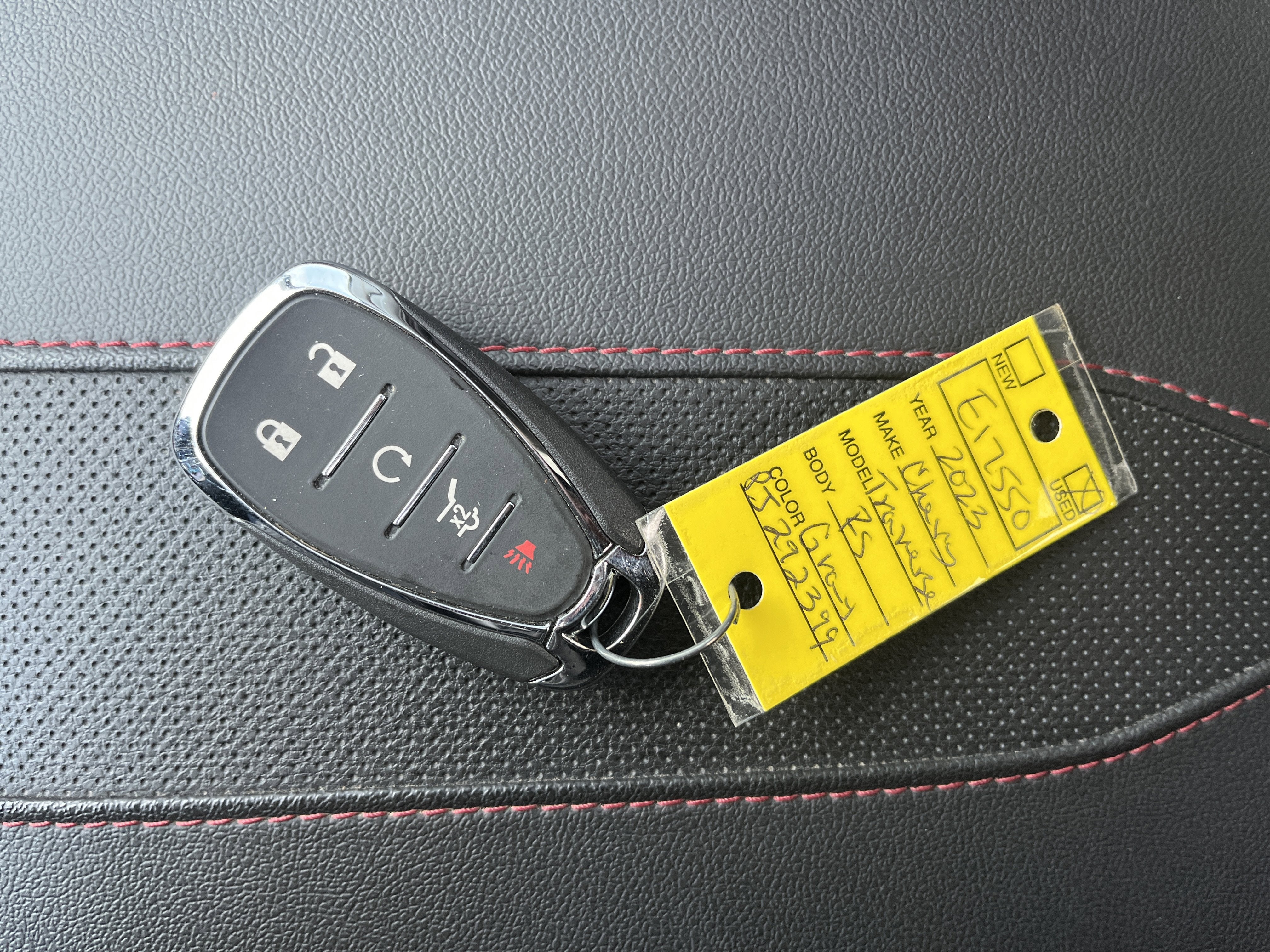 2023 Chevrolet Traverse RS