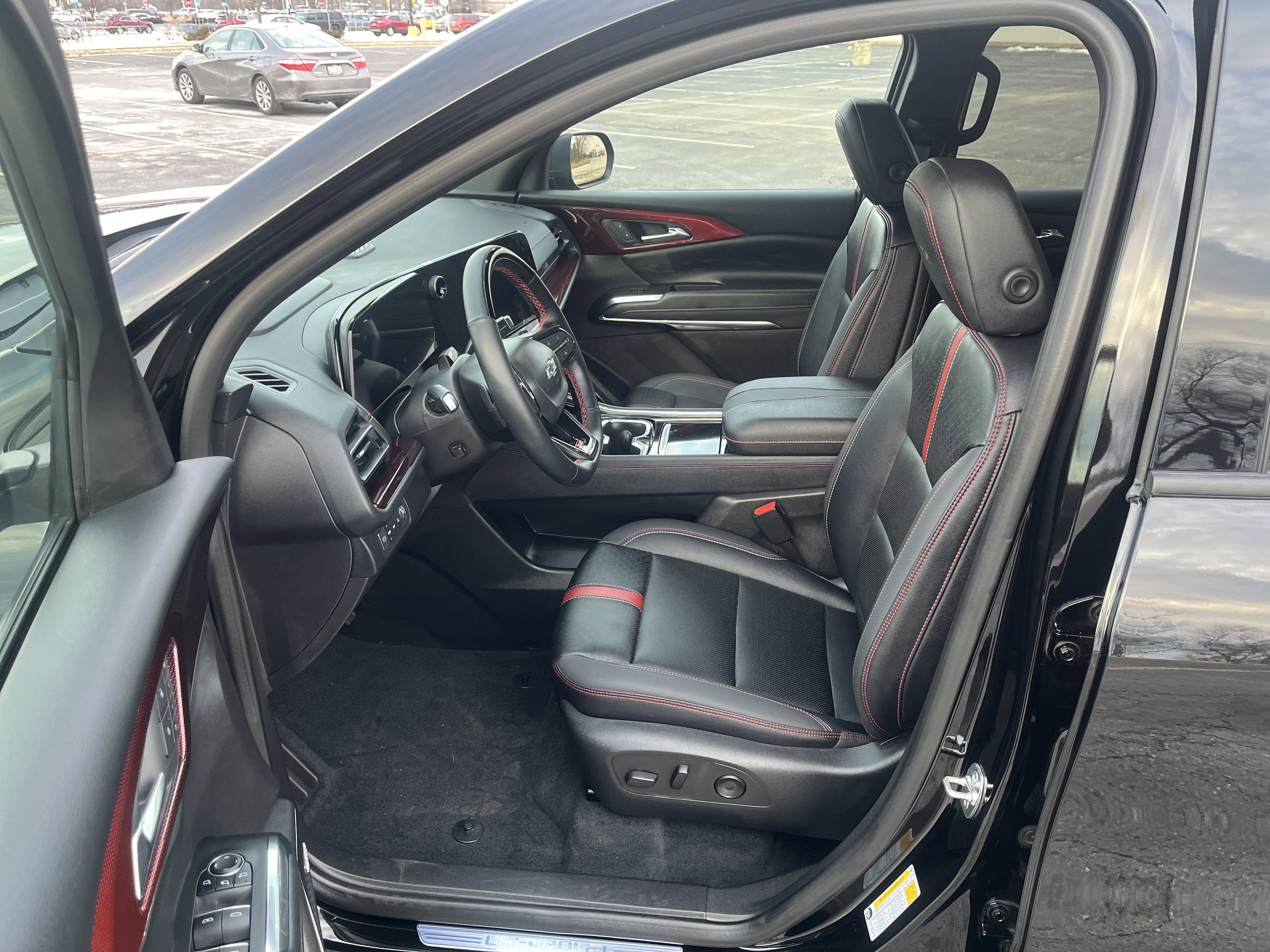 2025 Chevrolet Traverse RS