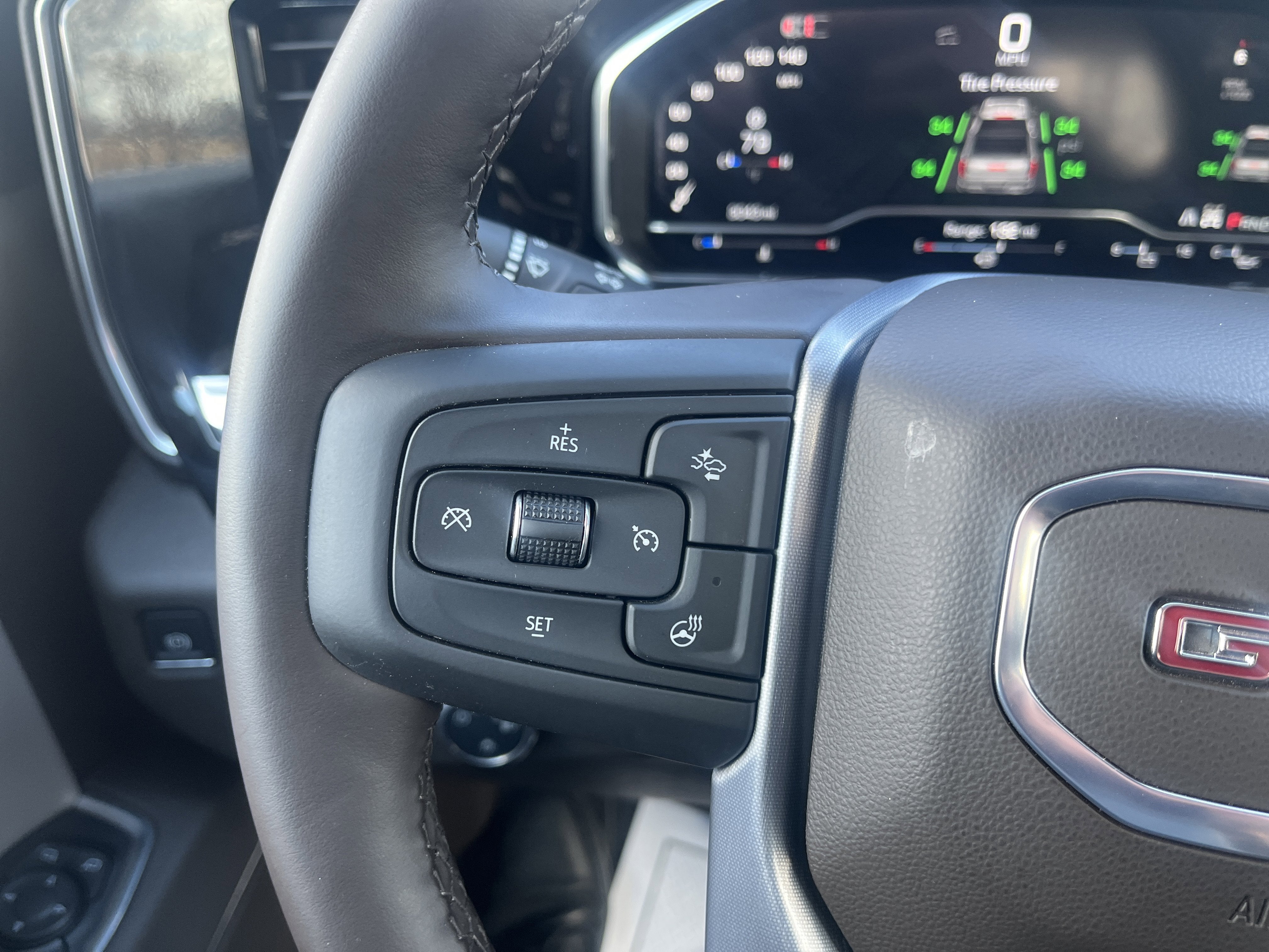 2025 GMC Sierra 1500 SLE