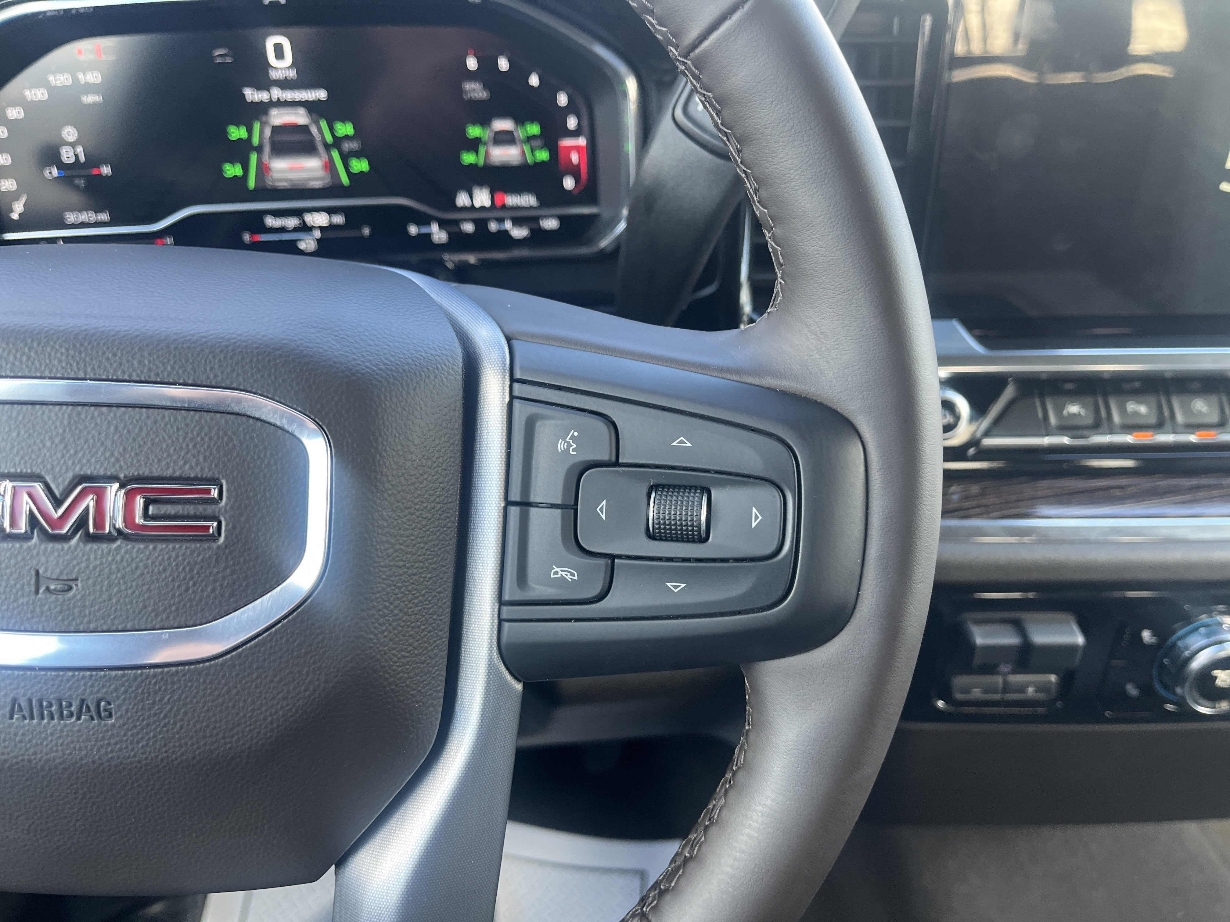 2025 GMC Sierra 1500 SLE