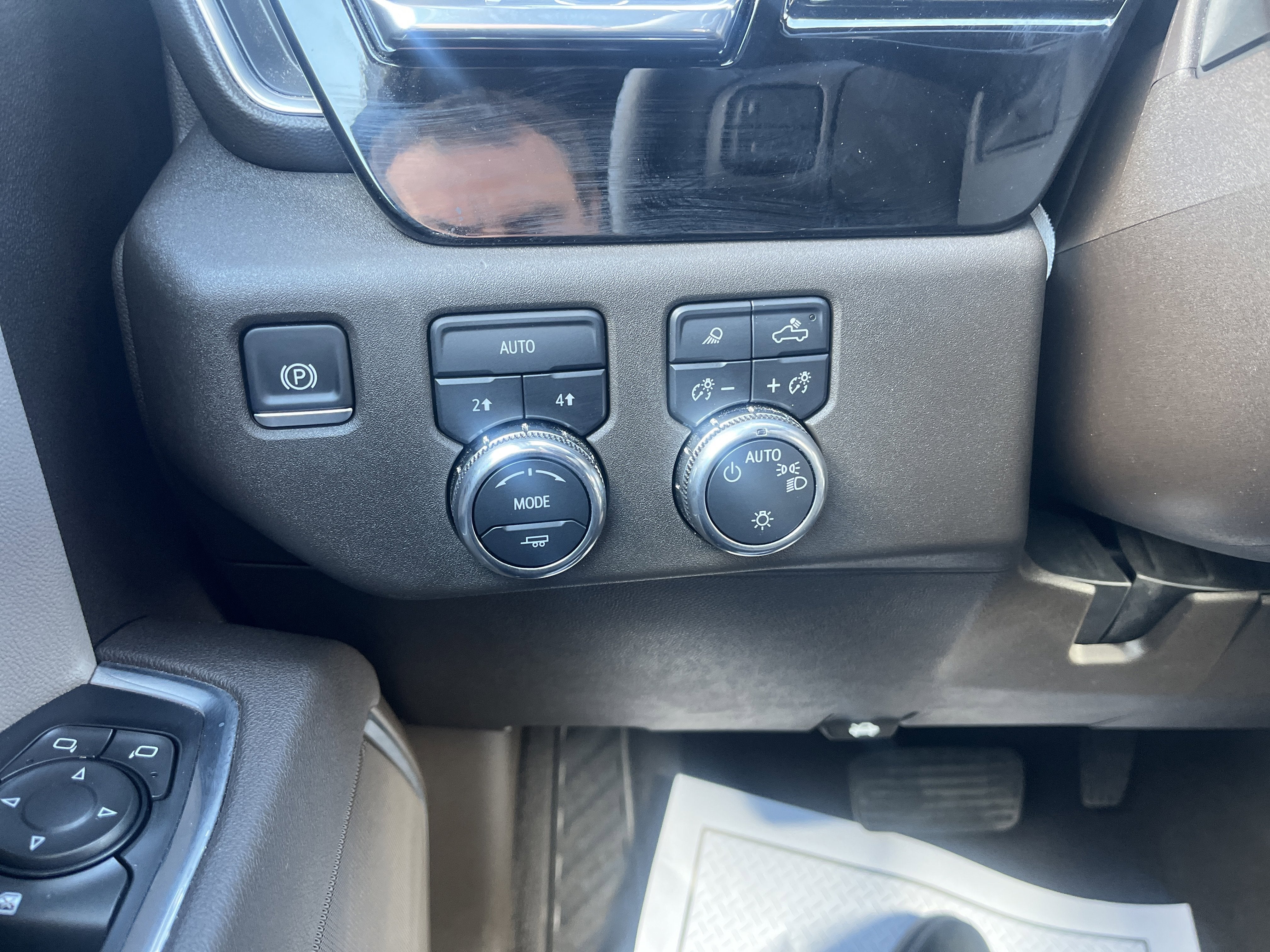 2025 GMC Sierra 1500 SLE