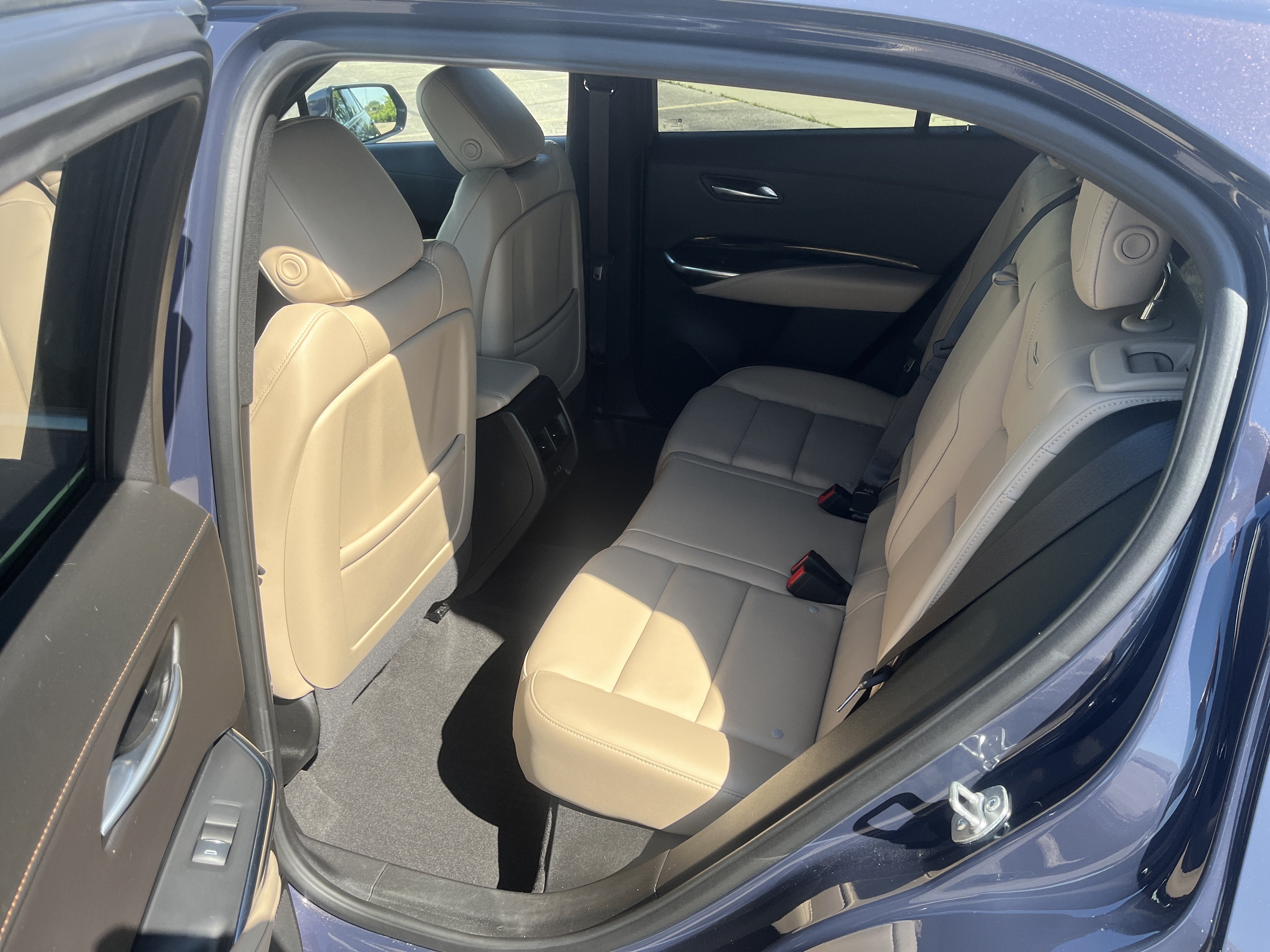 2024 Cadillac XT4 Luxury