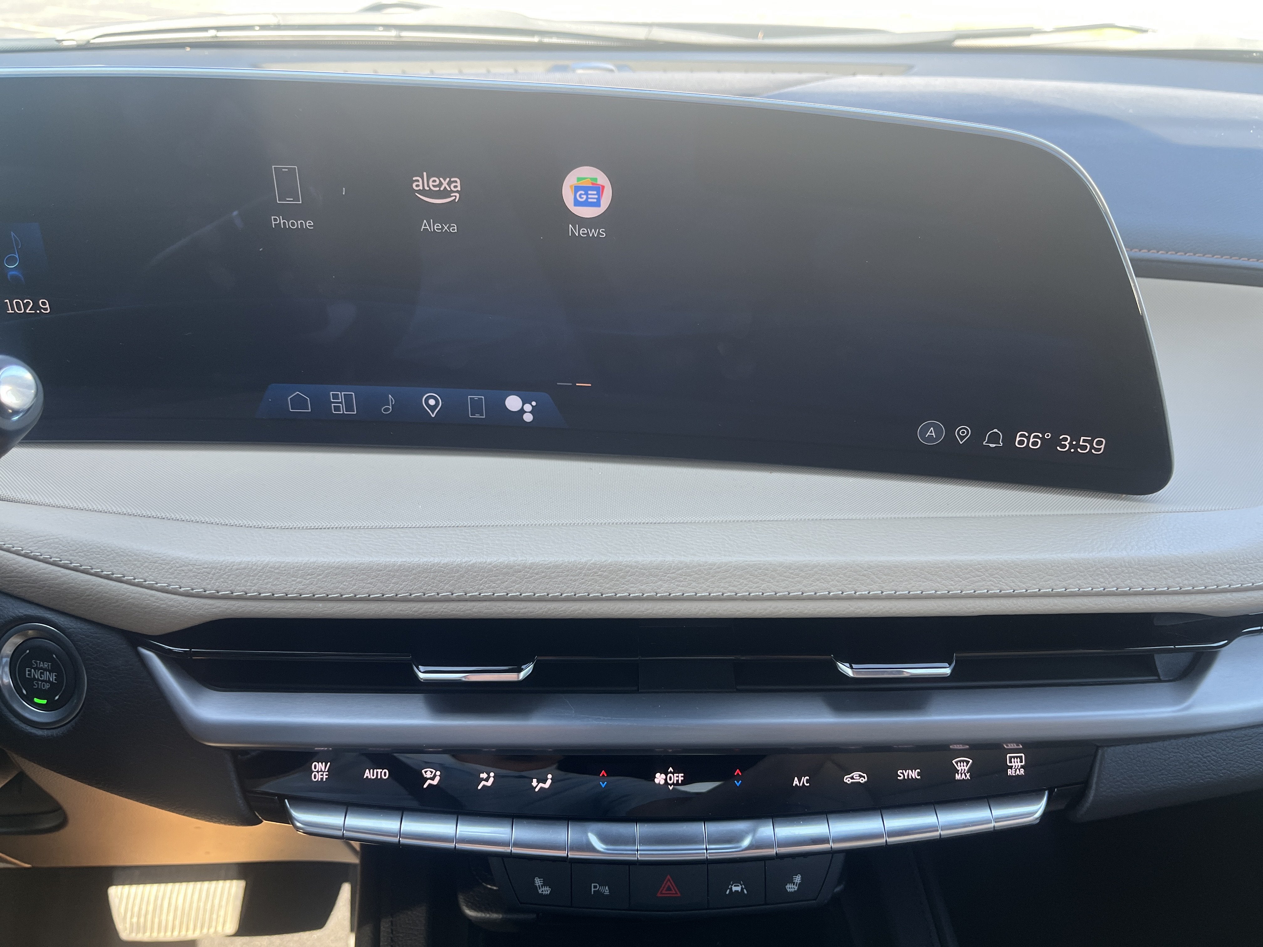 2024 Cadillac XT4 Luxury