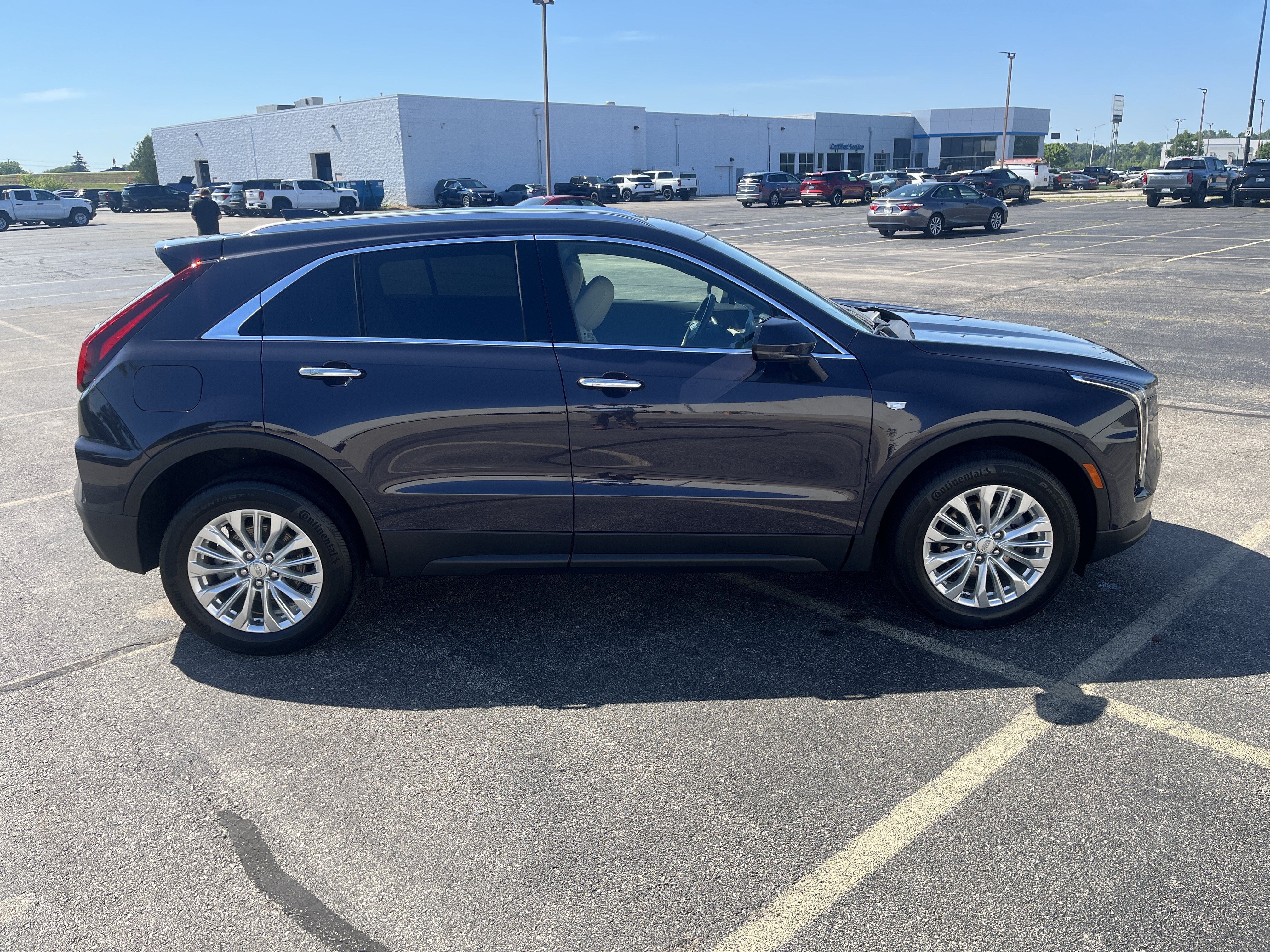 2024 Cadillac XT4 Luxury