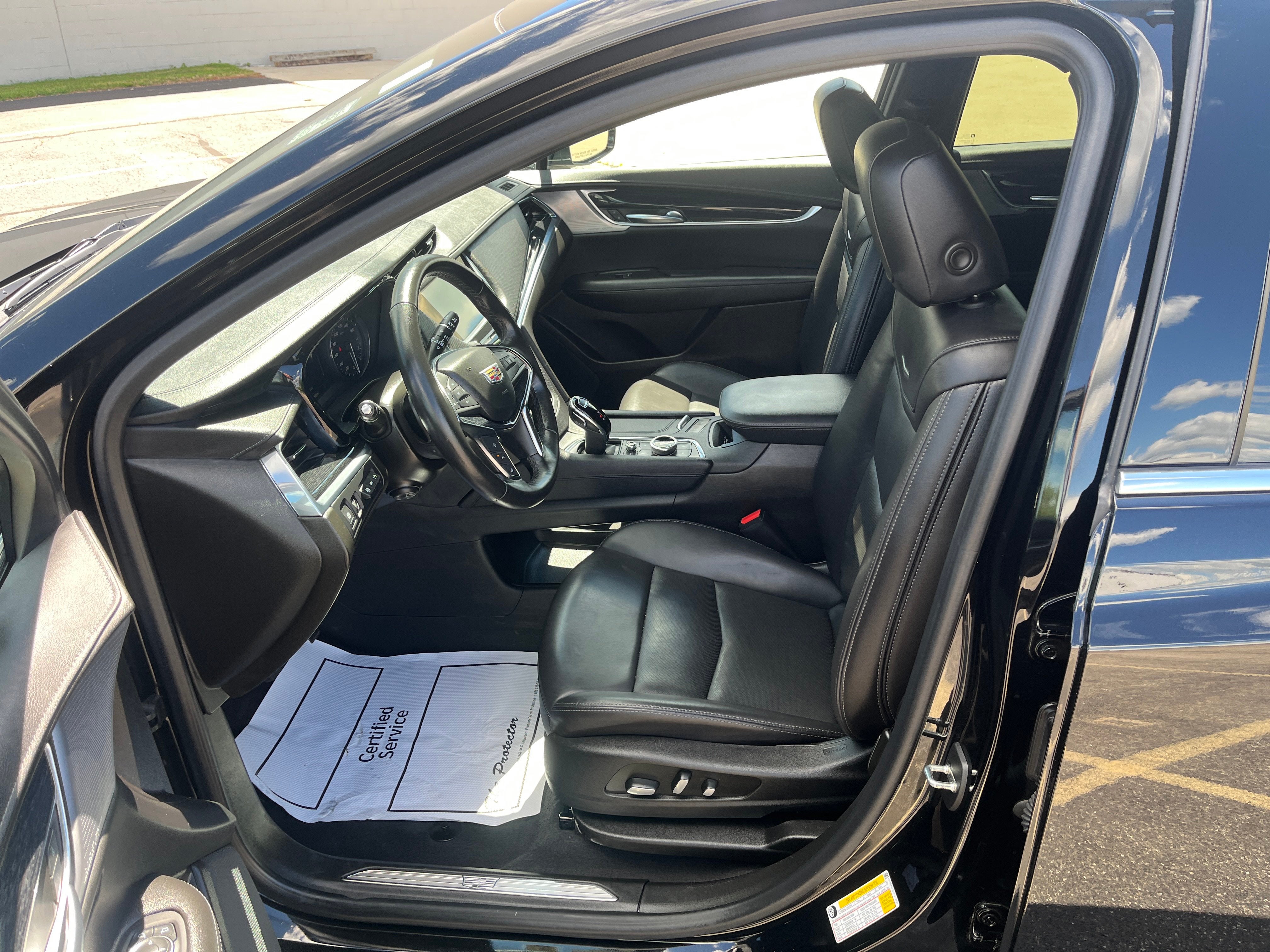2023 Cadillac XT5 Premium Luxury