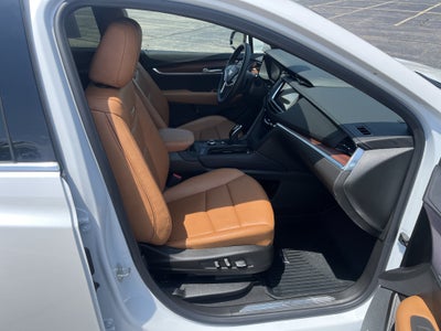 2026 Cadillac XT5 Premium Luxury