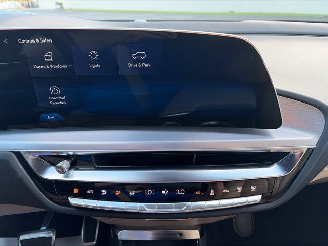 2026 Cadillac LYRIQ Signature Luxury