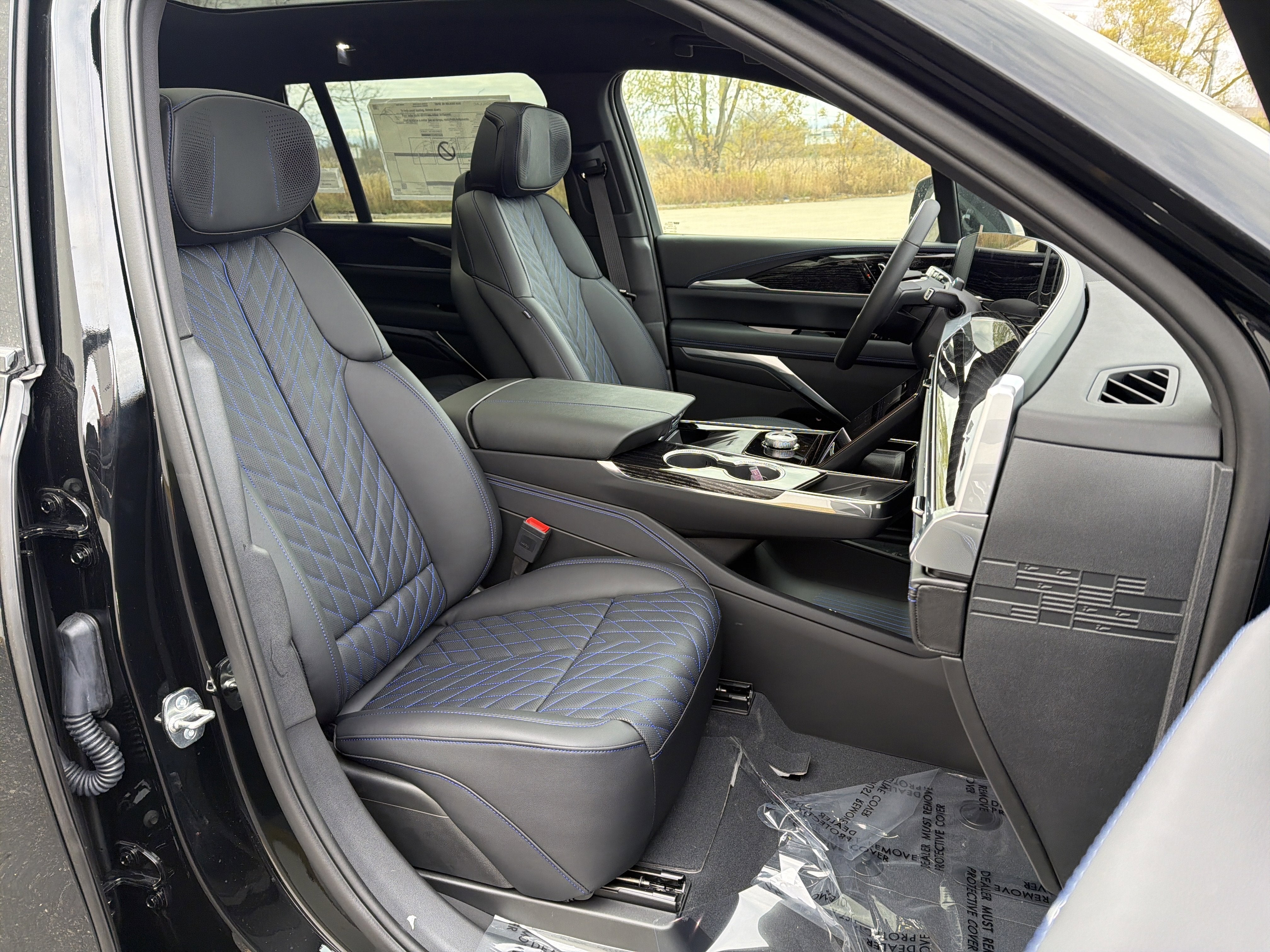 2026 Cadillac ESCALADE IQL Sport