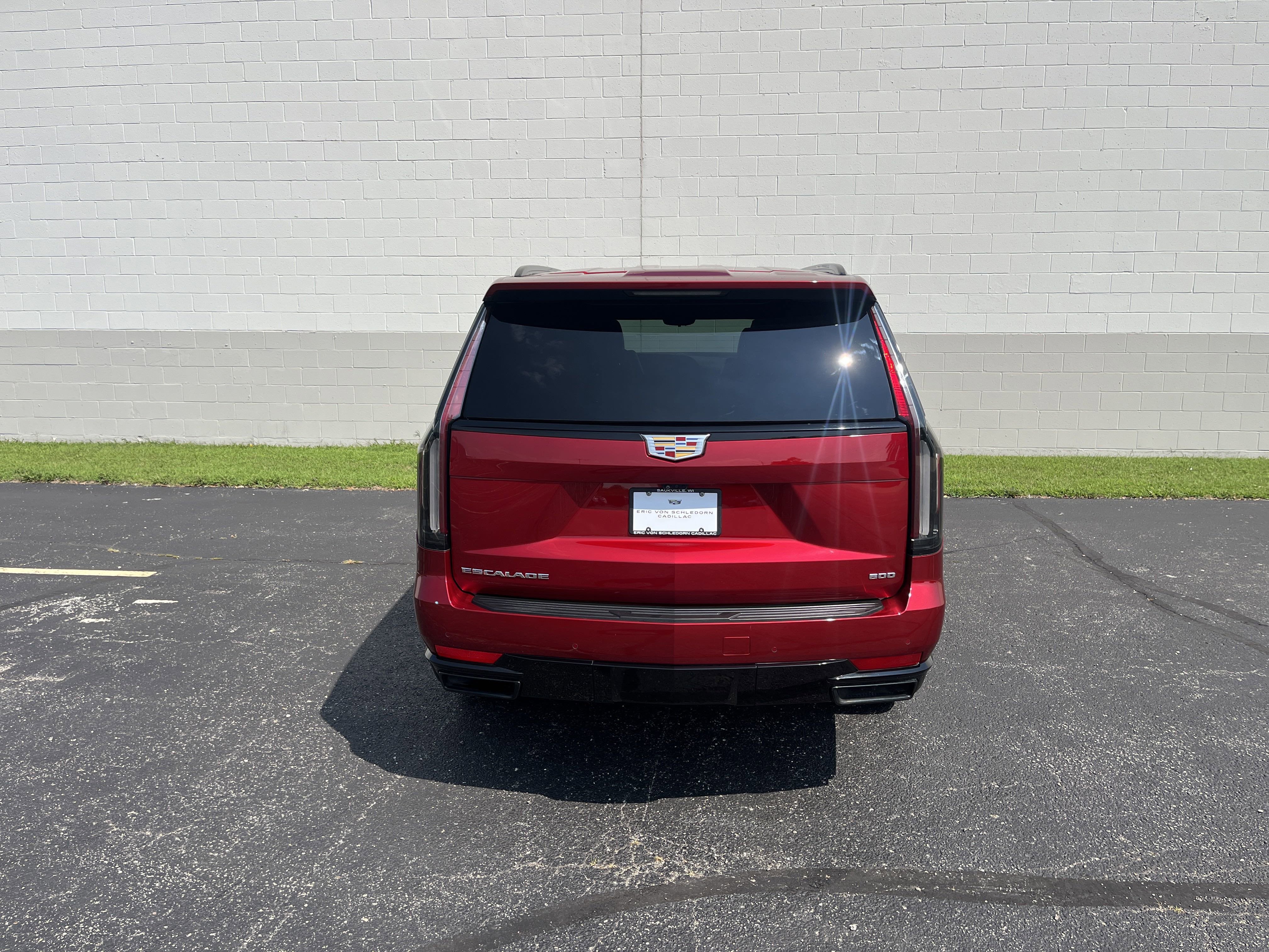 2024 Cadillac Escalade Sport