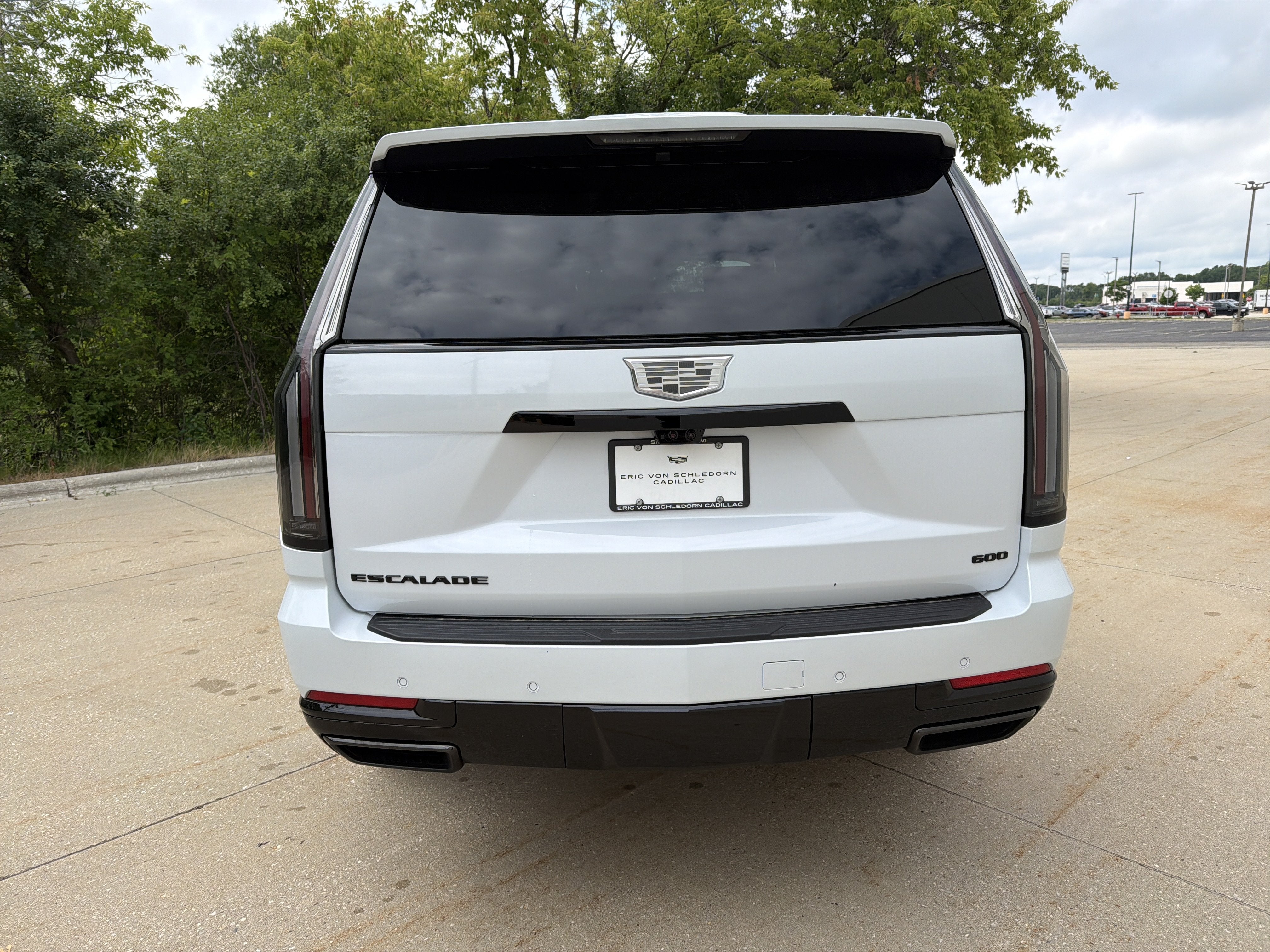 2026 Cadillac Escalade Platinum Sport