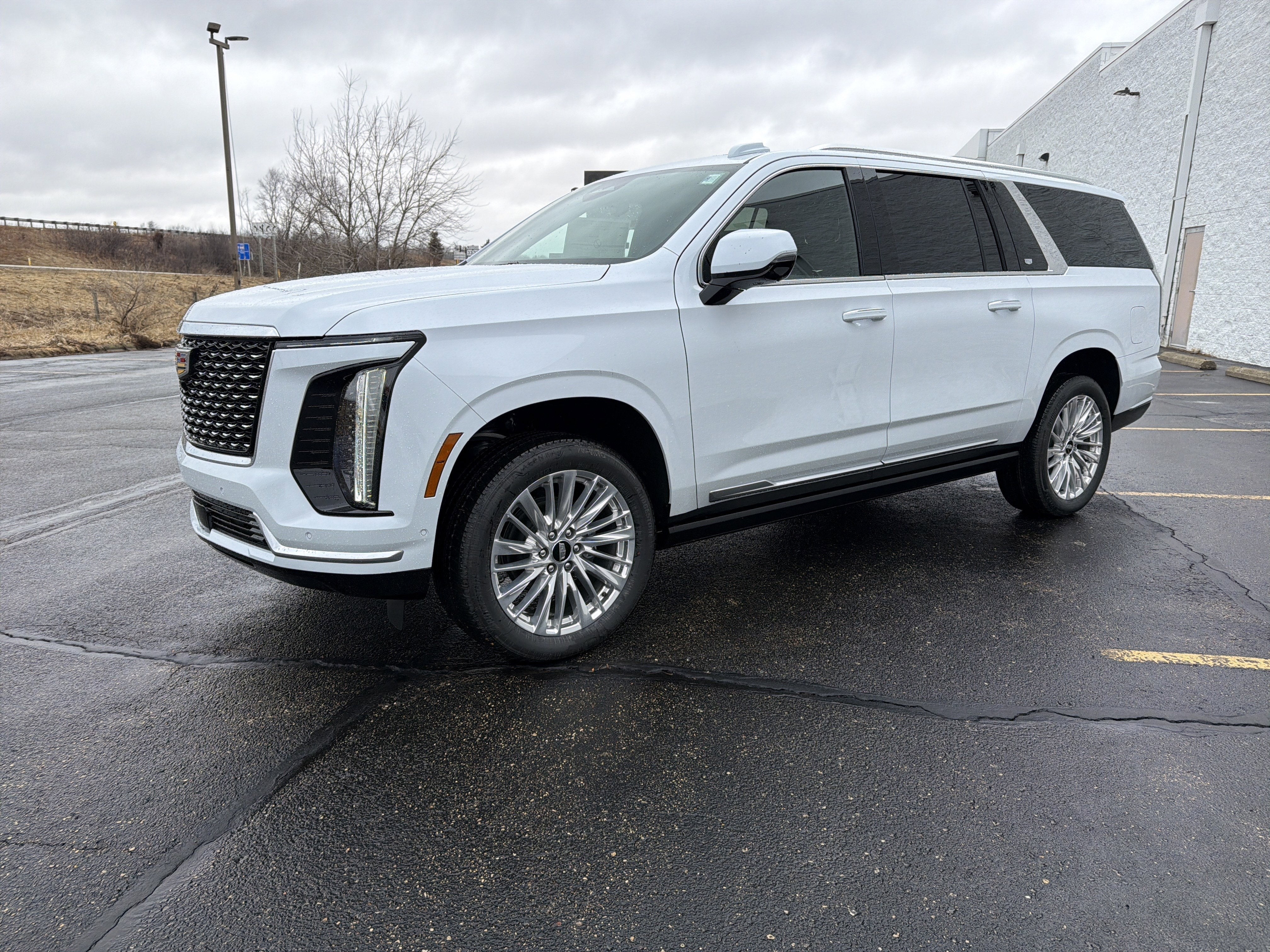 2026 Cadillac Escalade ESV Luxury
