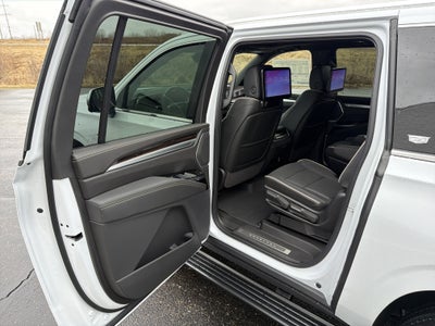 2026 Cadillac Escalade ESV Luxury