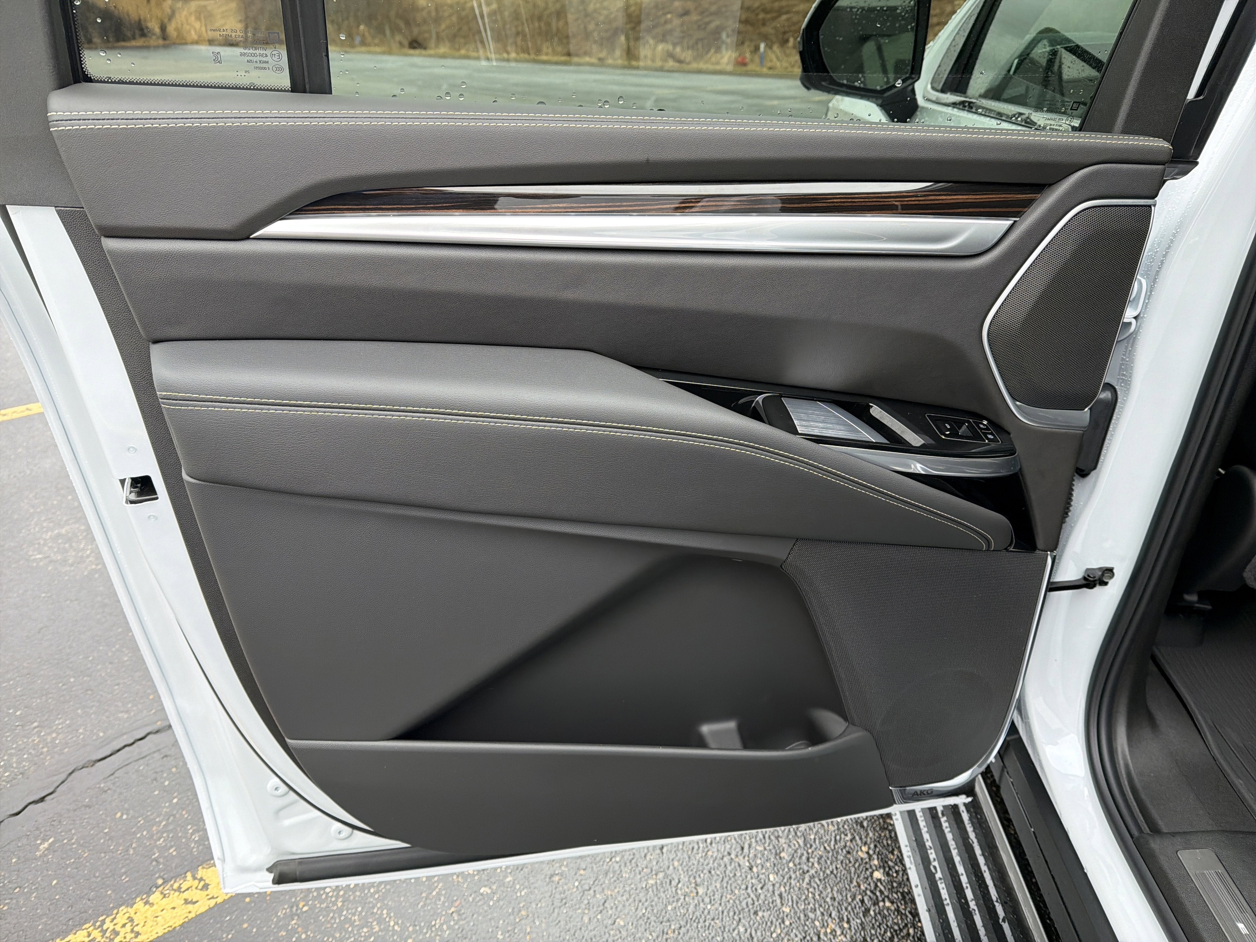 2026 Cadillac Escalade ESV Luxury