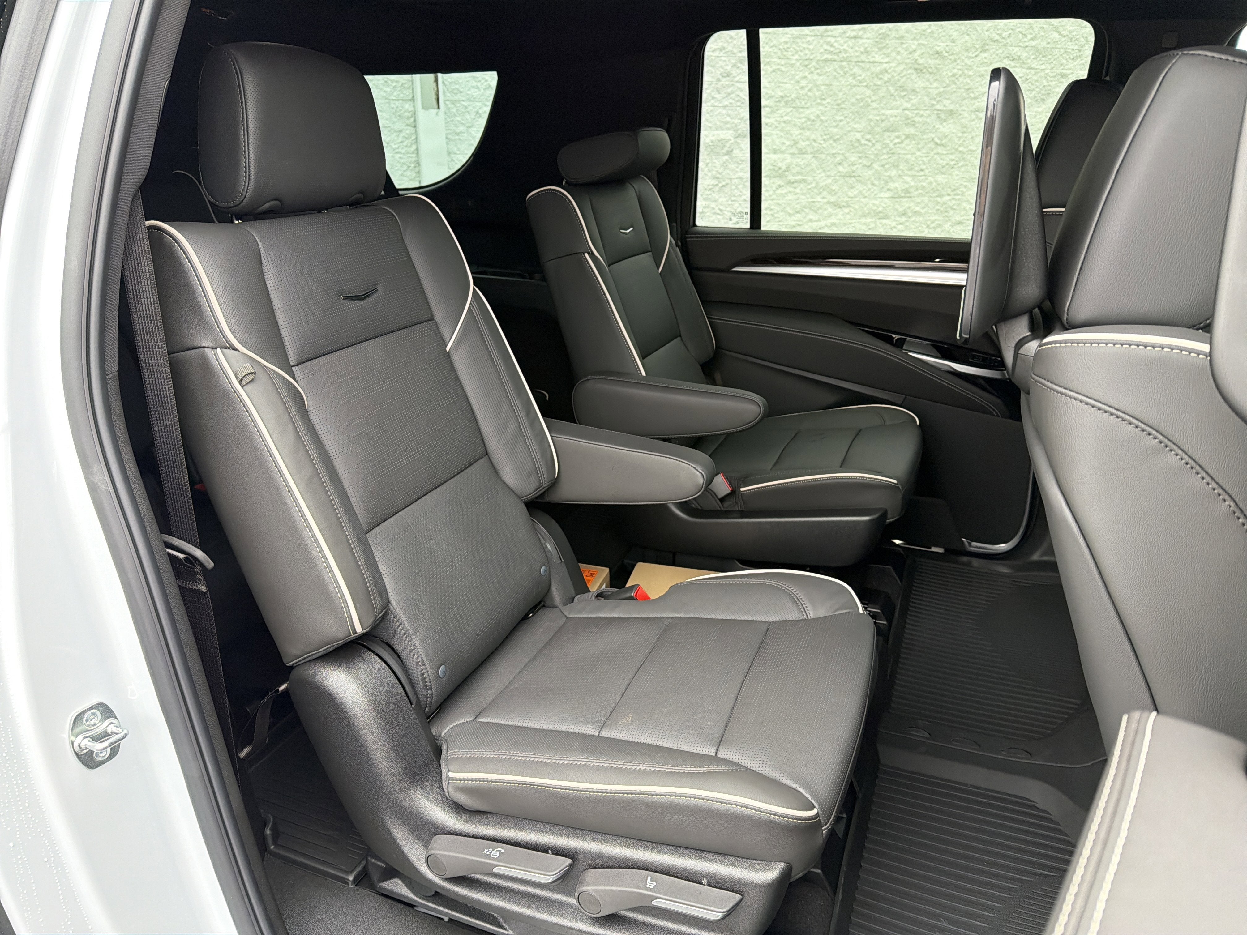 2026 Cadillac Escalade ESV Luxury