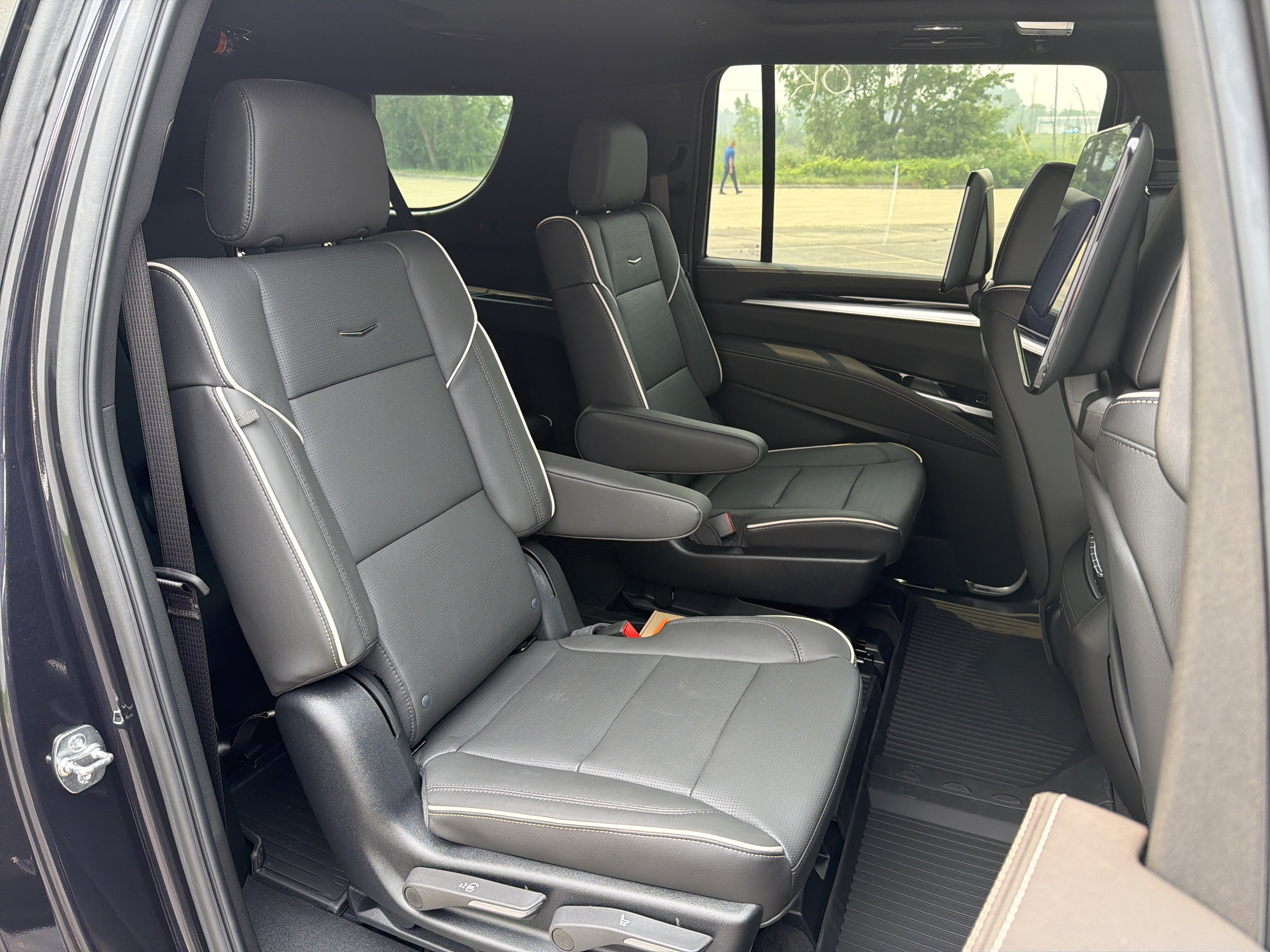 2026 Cadillac Escalade ESV Sport