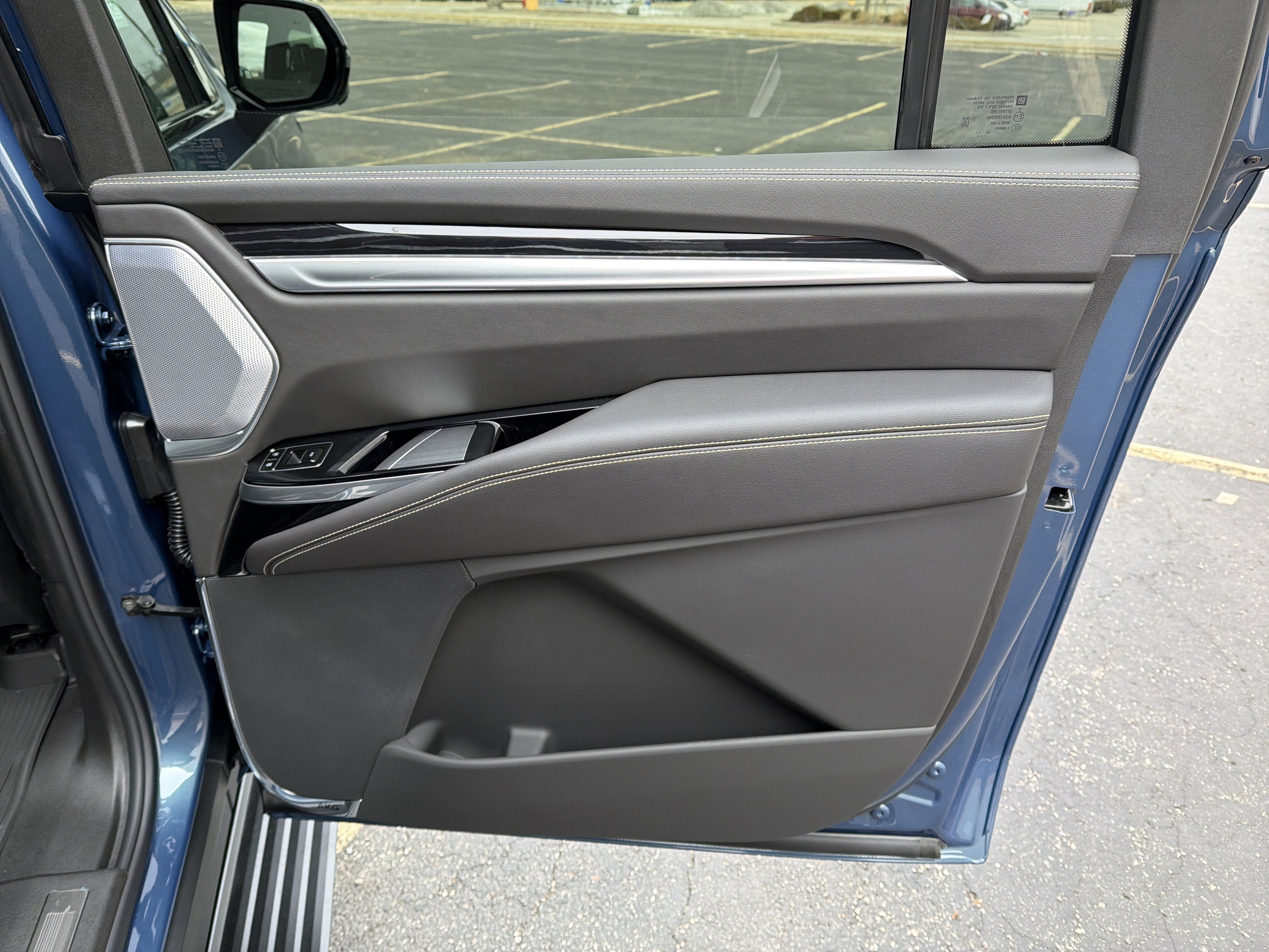 2026 Cadillac Escalade ESV Sport