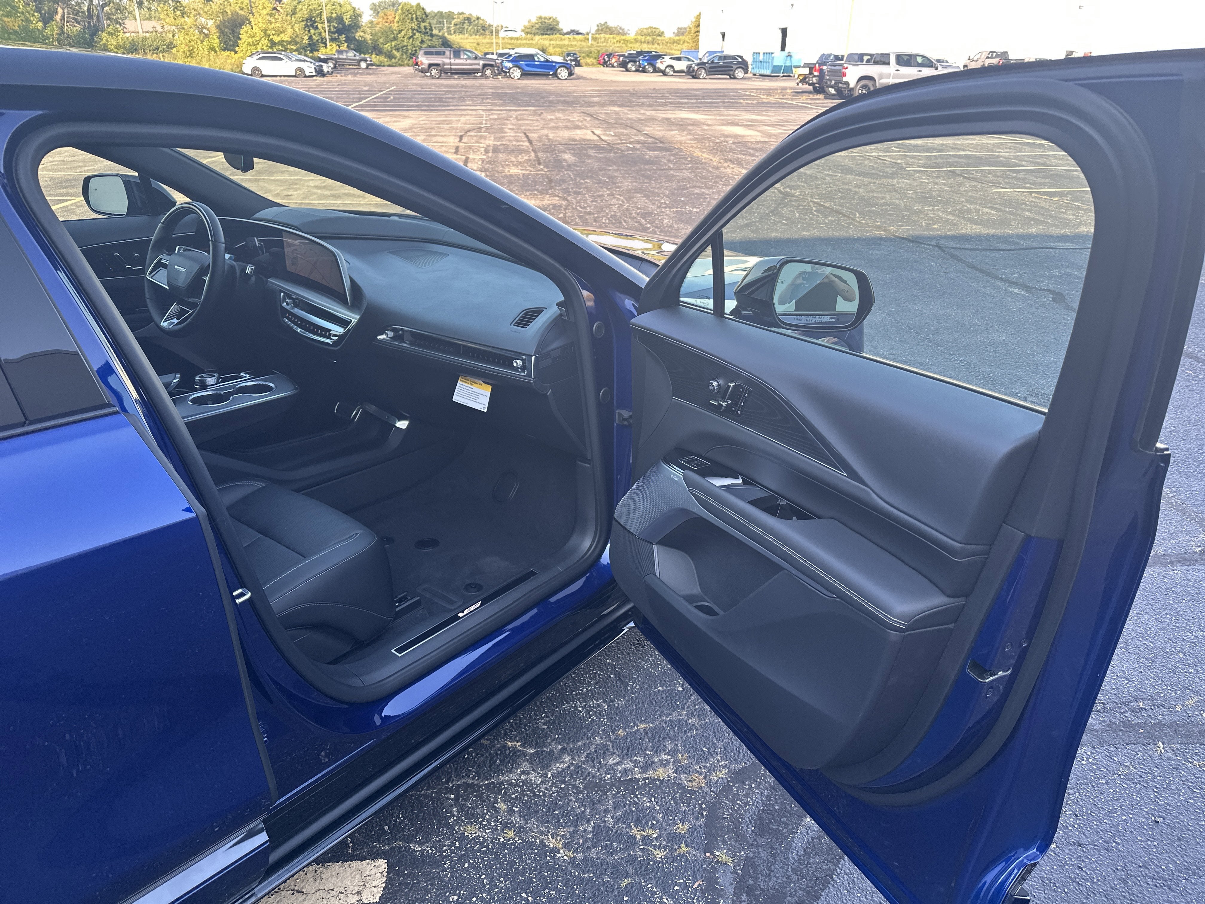 2026 Cadillac LYRIQ V-Series