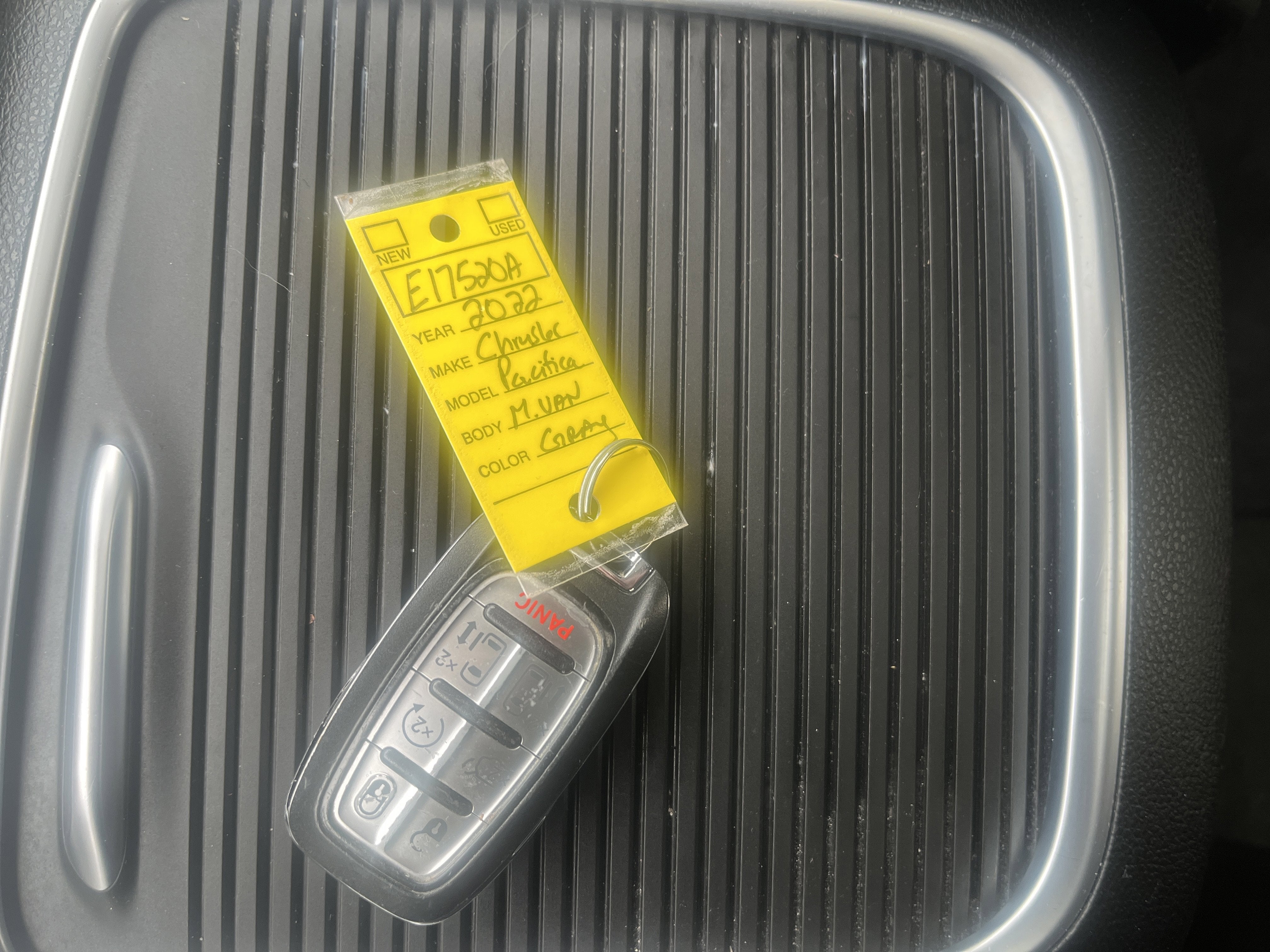 2022 Chrysler Pacifica Limited