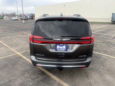 2022 Chrysler Pacifica Limited
