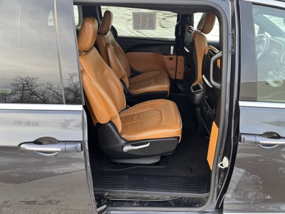 2021 Chrysler Pacifica Hybrid Pinnacle