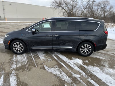 2021 Chrysler Pacifica Hybrid Pinnacle
