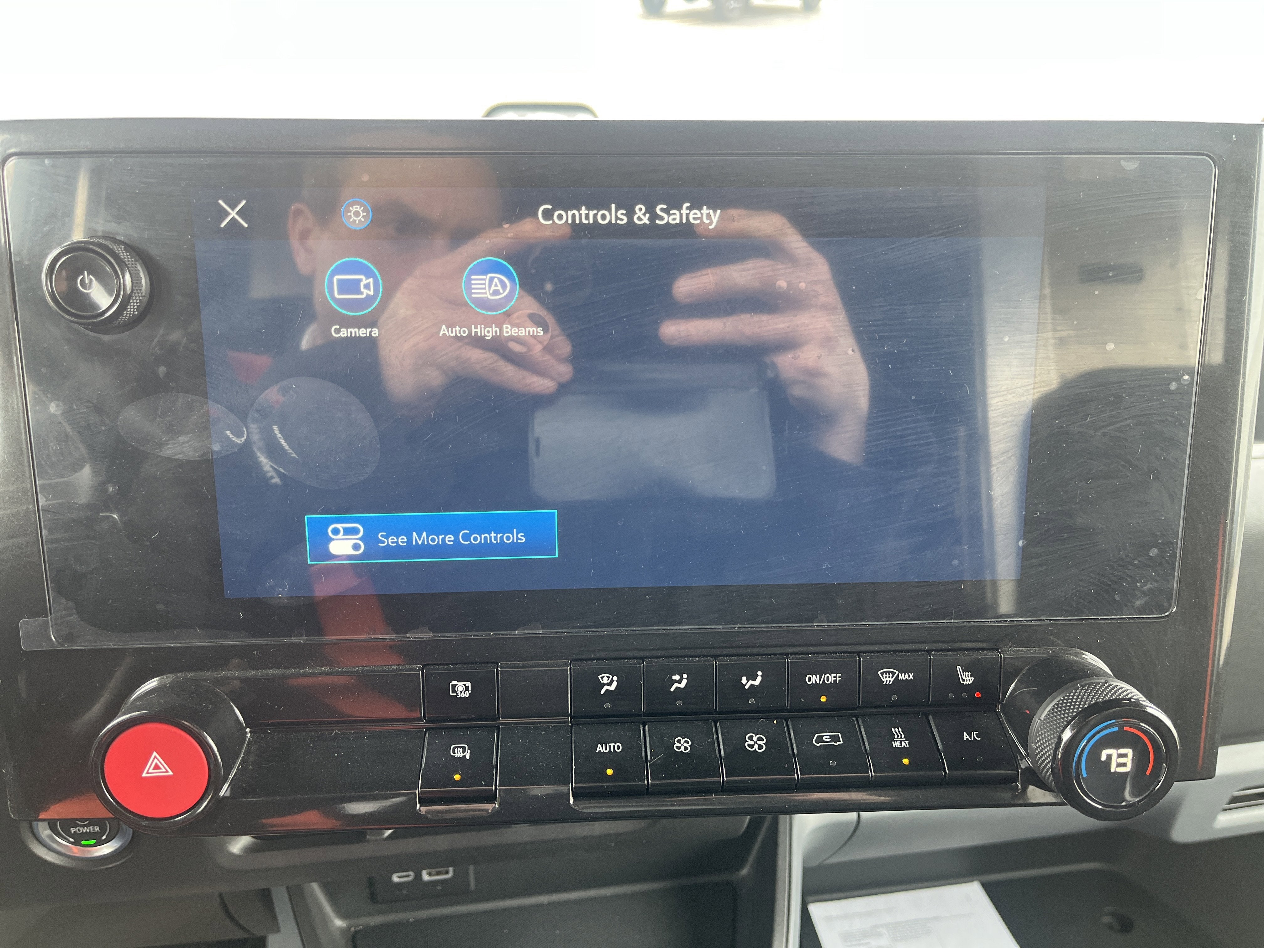 2024 BrightDrop Zevo 600 EJY