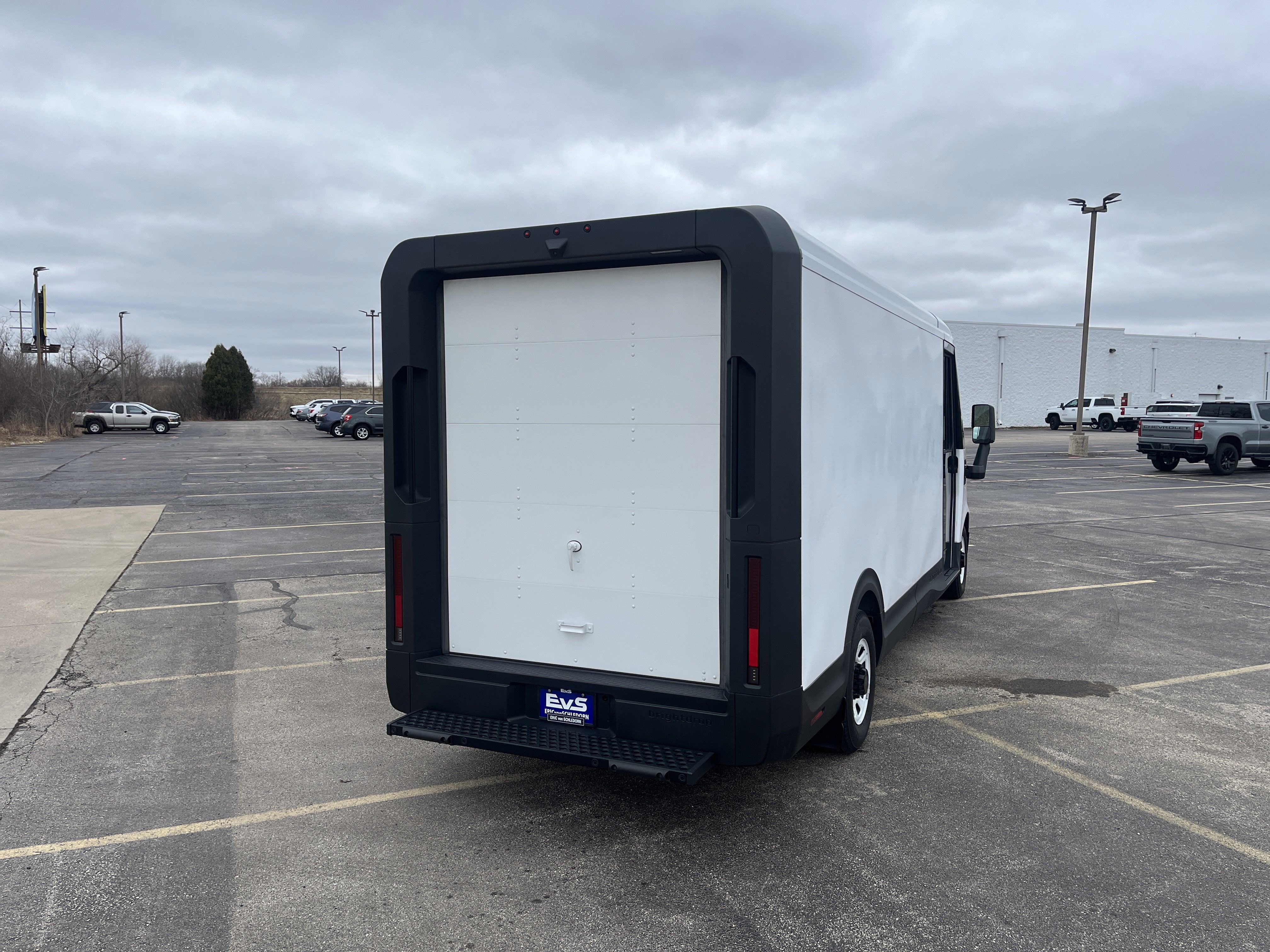 2024 BrightDrop Zevo 600 EJY