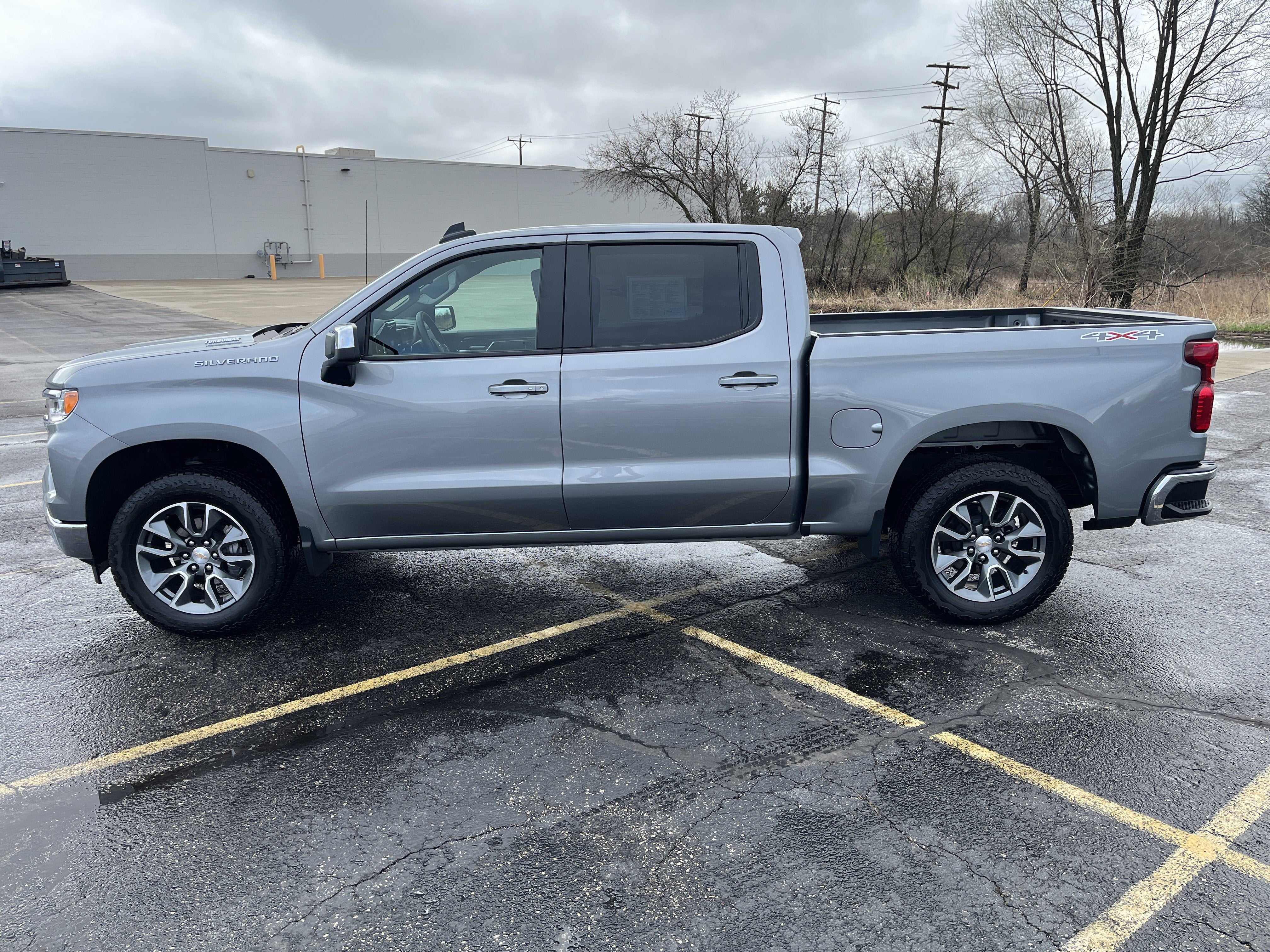 2026 Chevrolet Silverado 1500 LT (2FL)