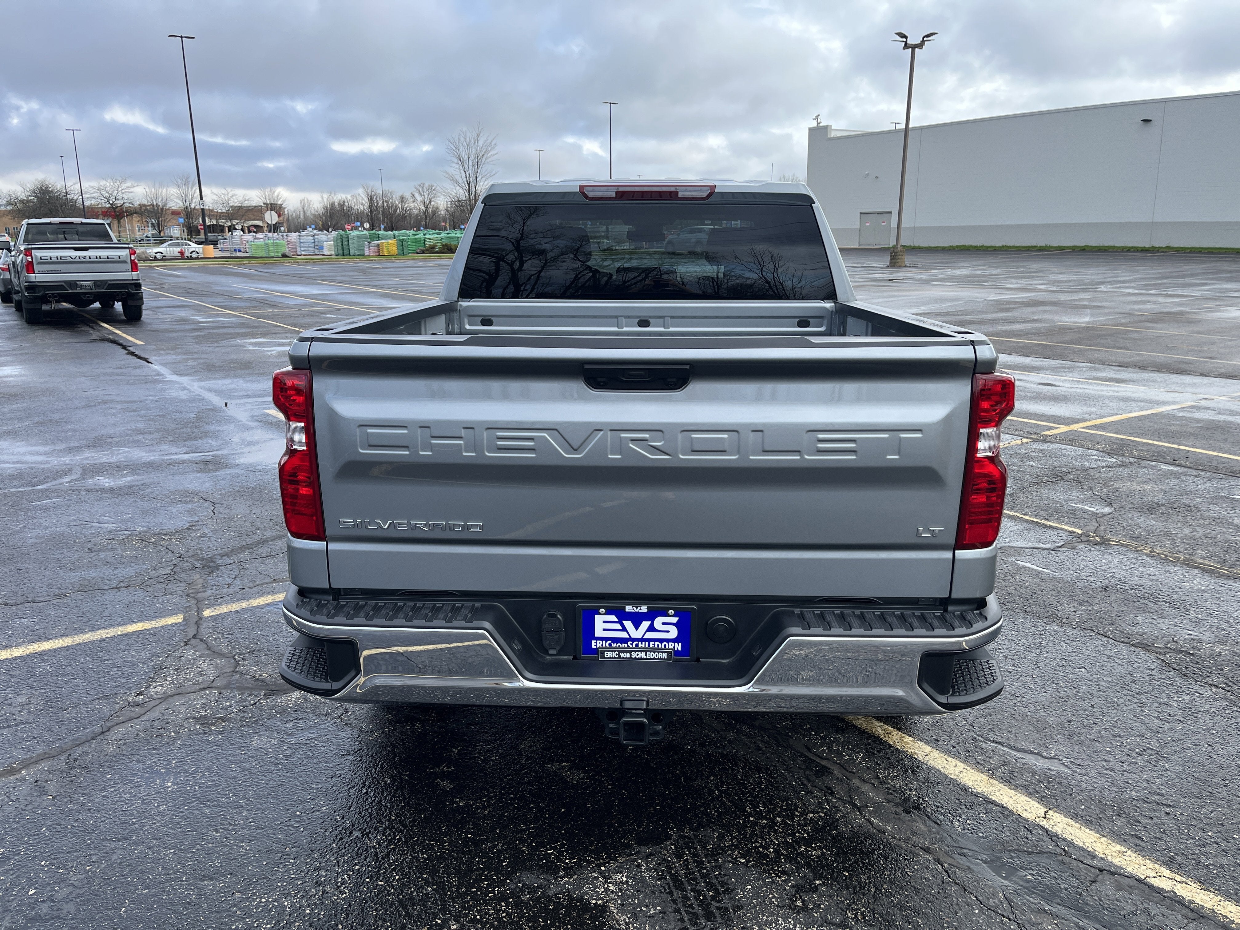 2026 Chevrolet Silverado 1500 LT (2FL)