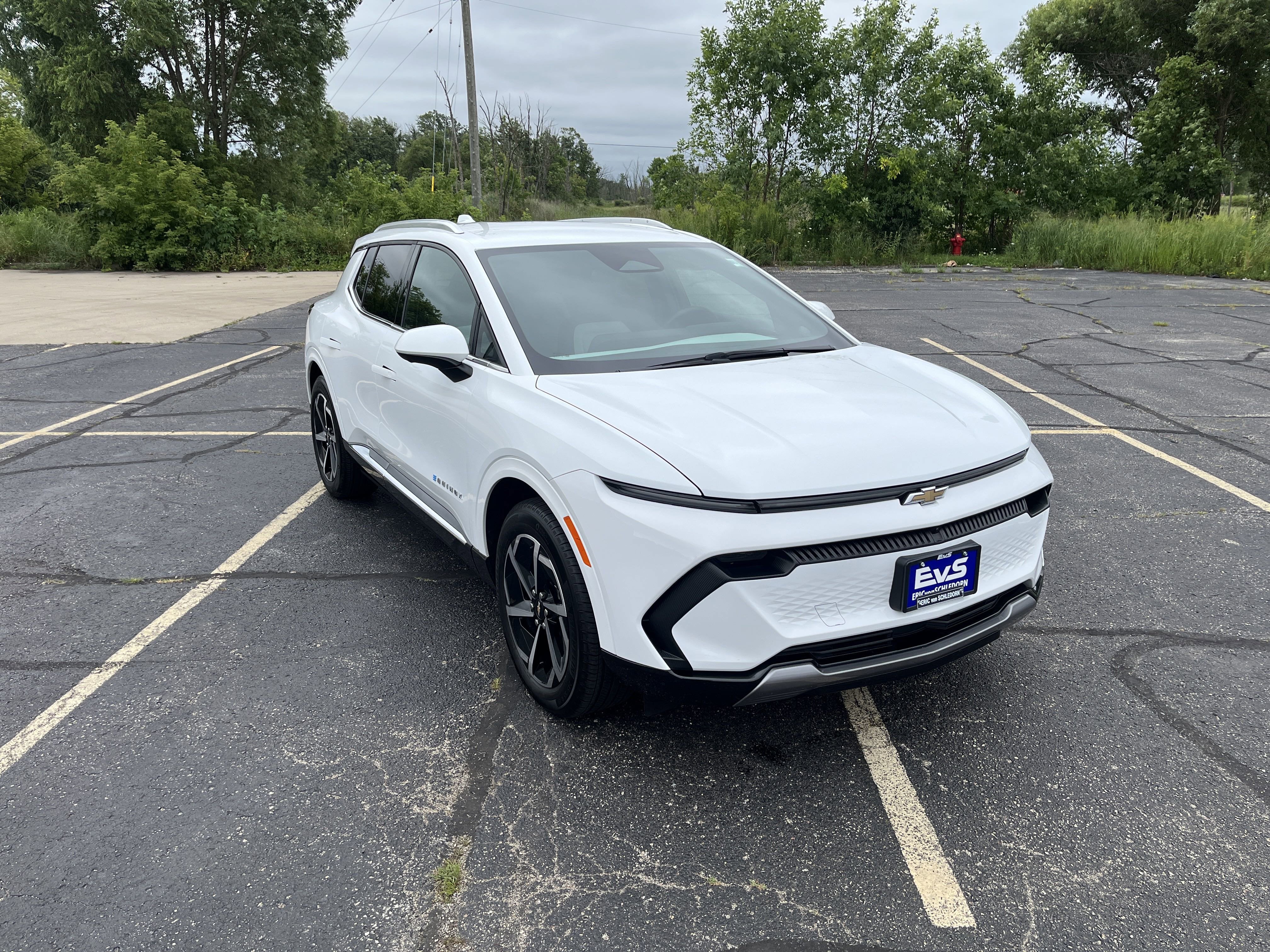 2025 Chevrolet Equinox EV LT