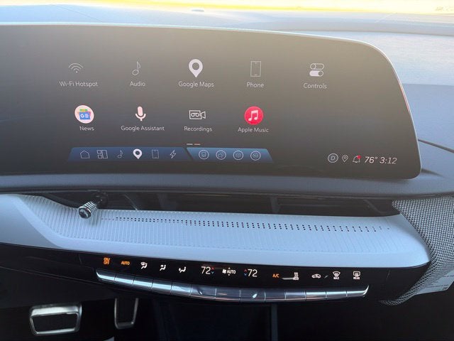 2026 Cadillac OPTIQ Premium Sport