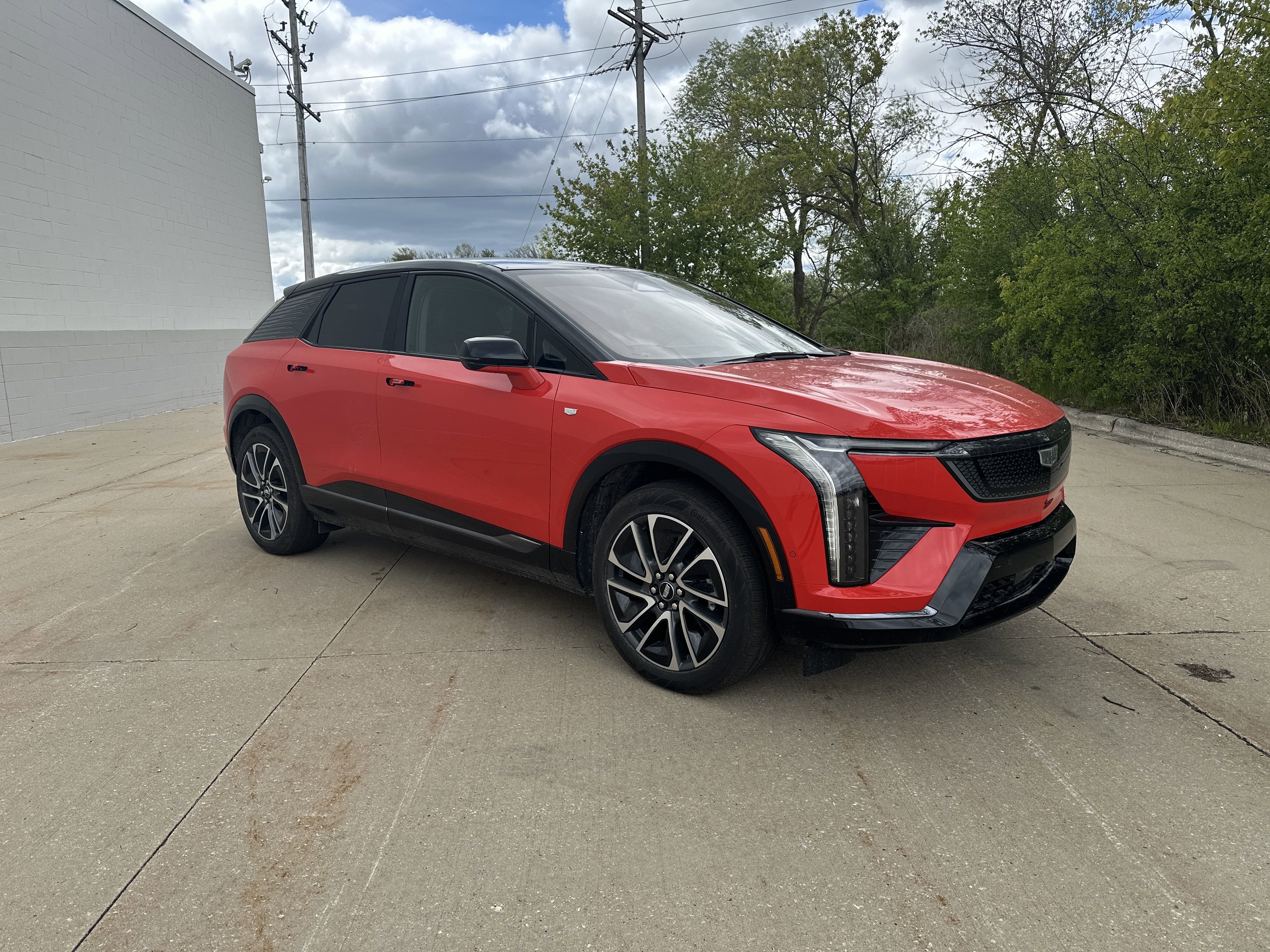 2025 Cadillac OPTIQ Sport 2