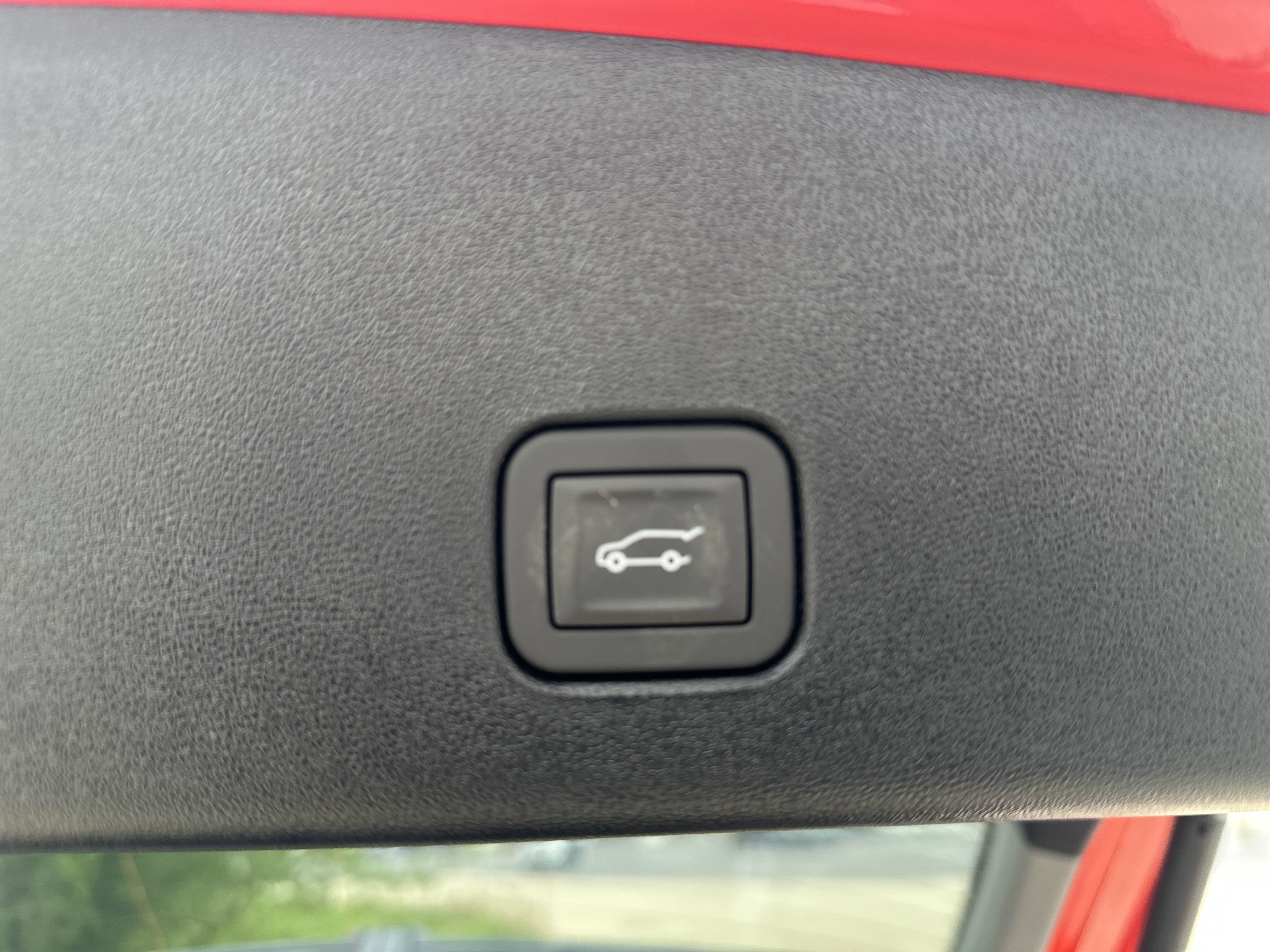 2025 Cadillac OPTIQ Sport 2