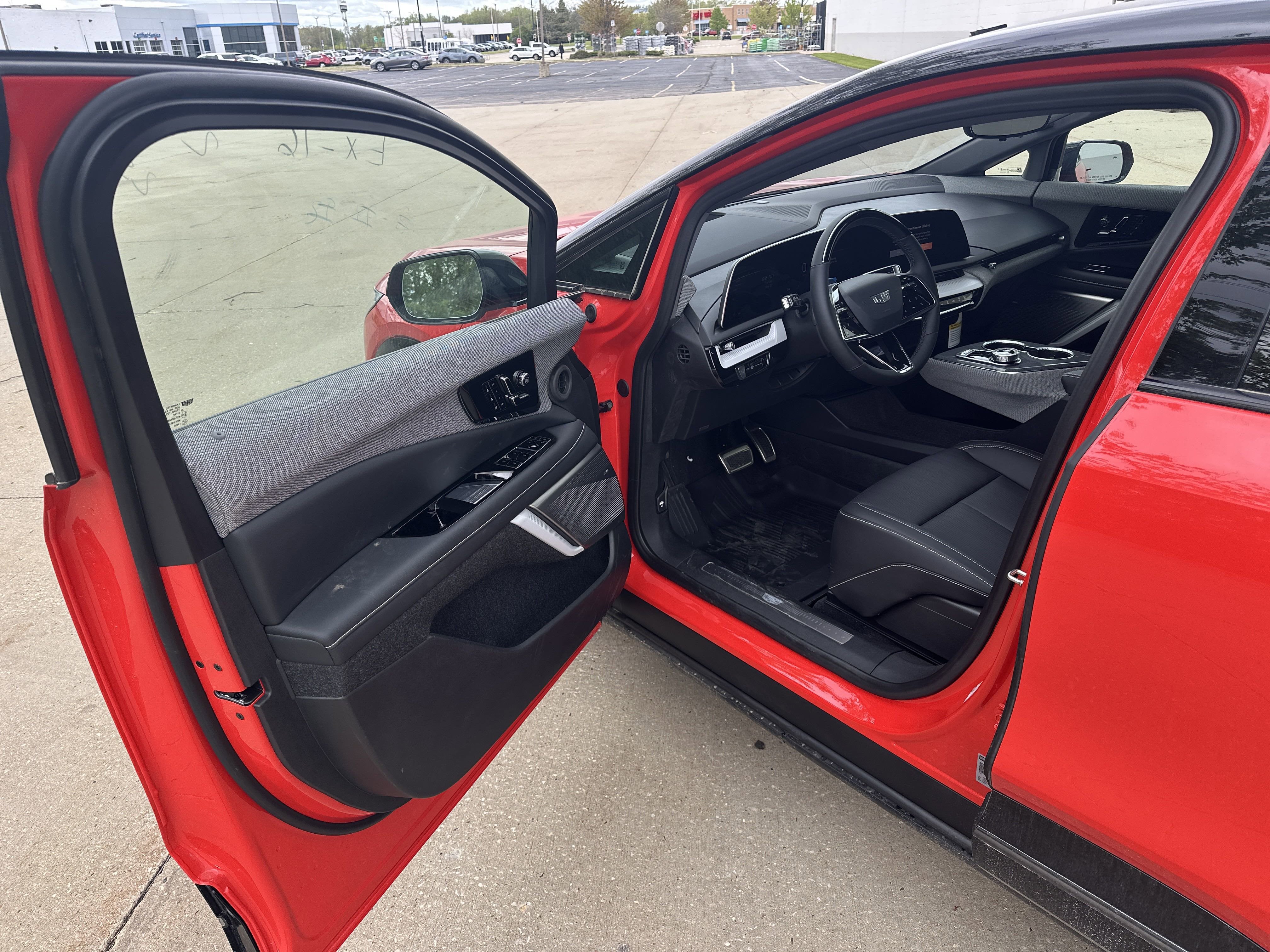 2025 Cadillac OPTIQ Sport 2