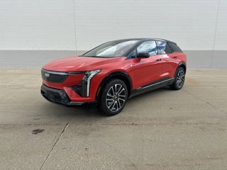 2025 Cadillac OPTIQ Sport 2