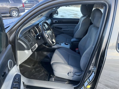 2012 Toyota Tacoma DOUBLE CAB SHORT BED V6 NATL