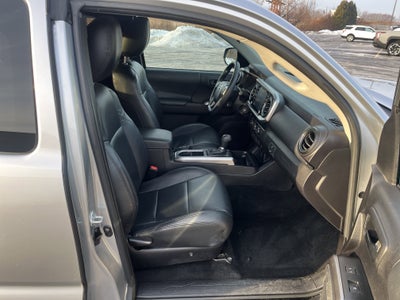 2022 Toyota Tacoma 2WD SR