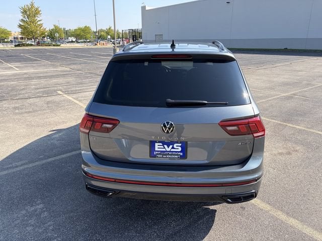 2022 Volkswagen Tiguan SE R-Line Black