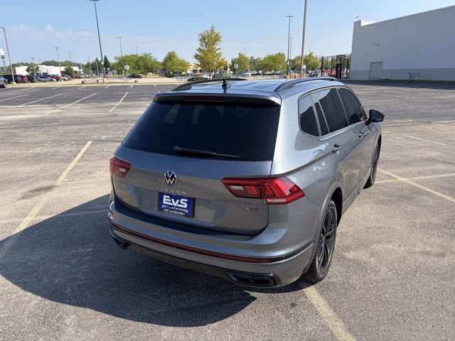2022 Volkswagen Tiguan SE R-Line Black