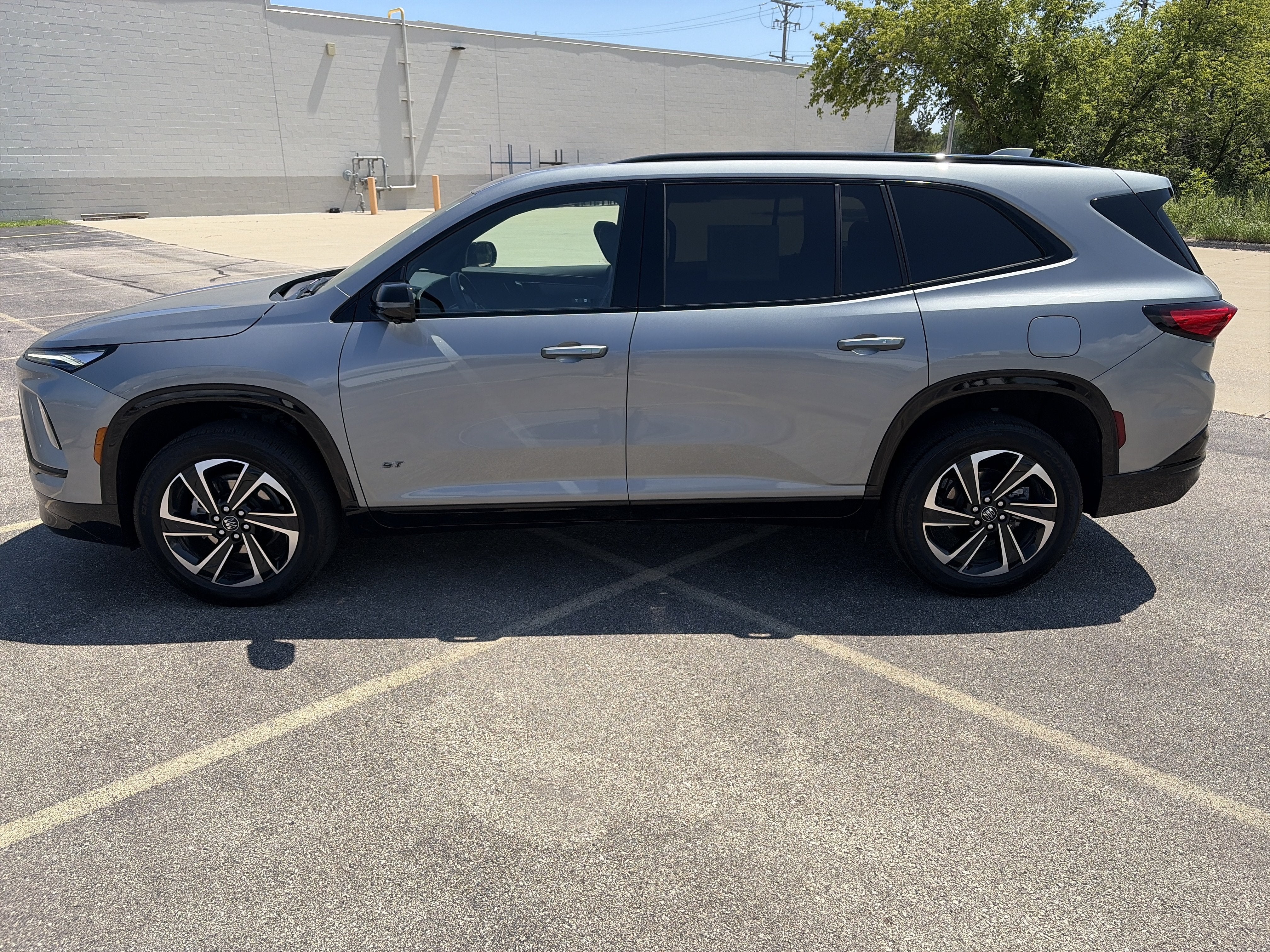 2025 Buick Enclave Sport Touring