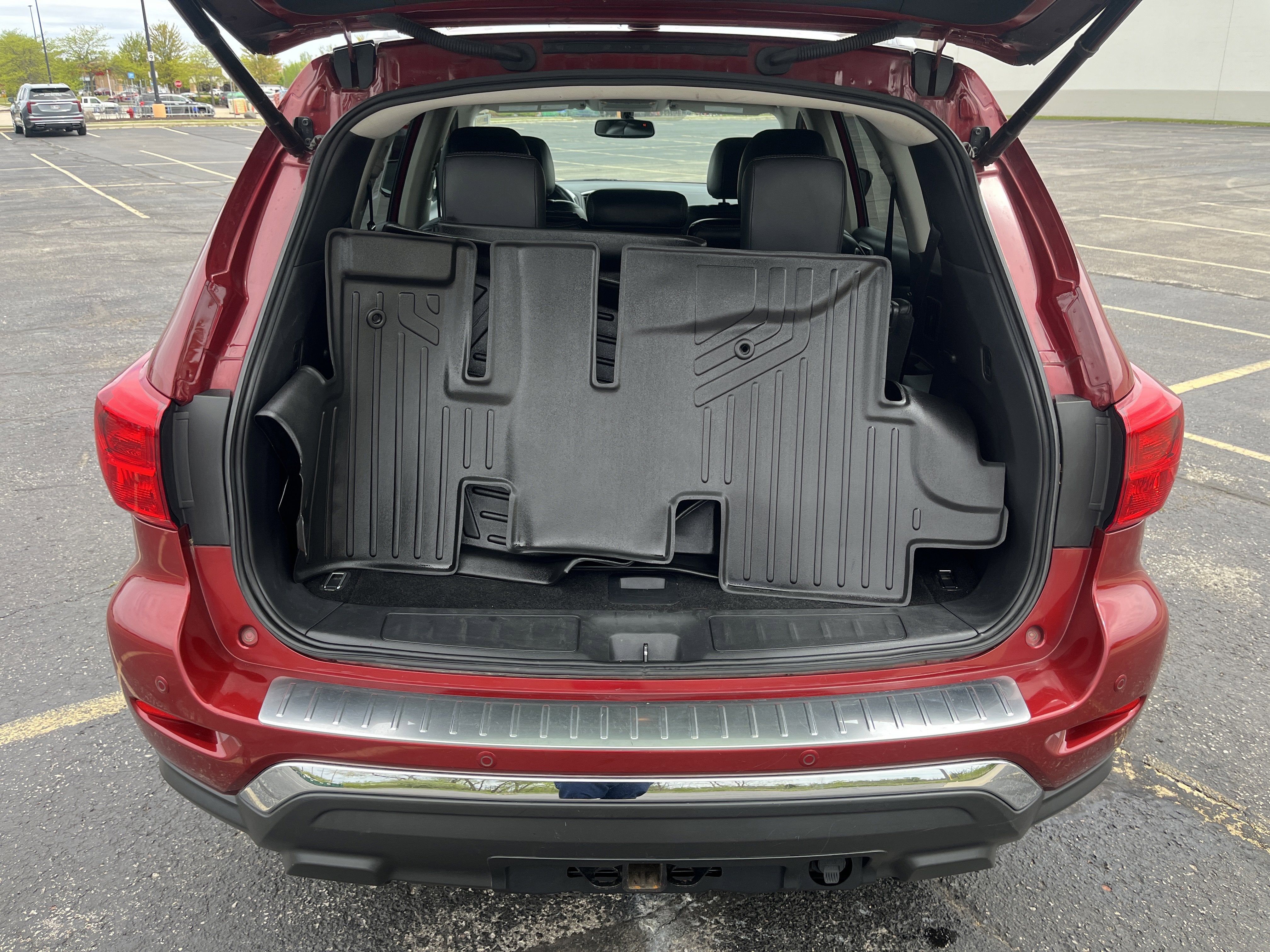 2017 Nissan Pathfinder SL
